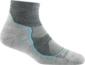 Accessories_Darn Tough Vermont_Accessories Sock Women's Light Hiker Quarter Lightweight Hiking Sock