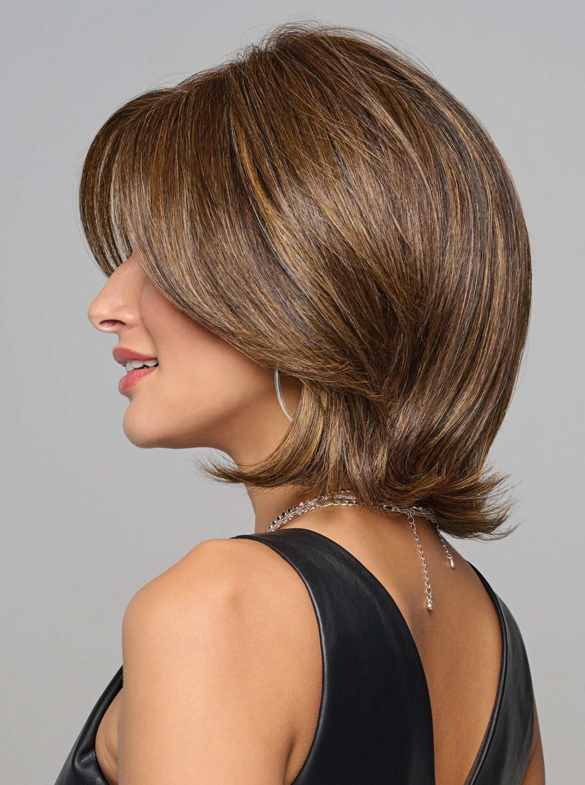 Accessories_Raquel Welch_Wigs Take A Bow