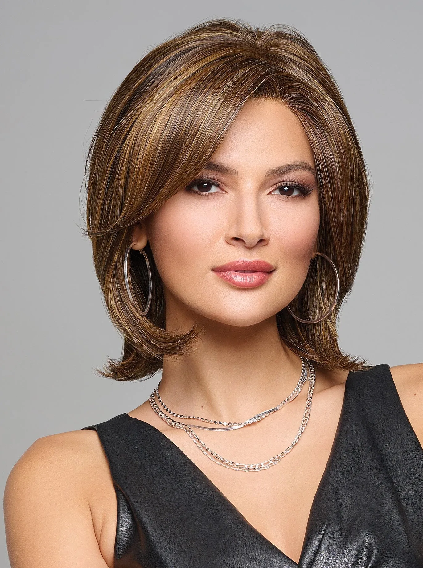Accessories_Raquel Welch_Wigs Take A Bow