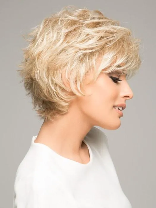 Accessories_Raquel Welch_Wigs Voltage Petite | Synthetic Wig (Basic Cap)