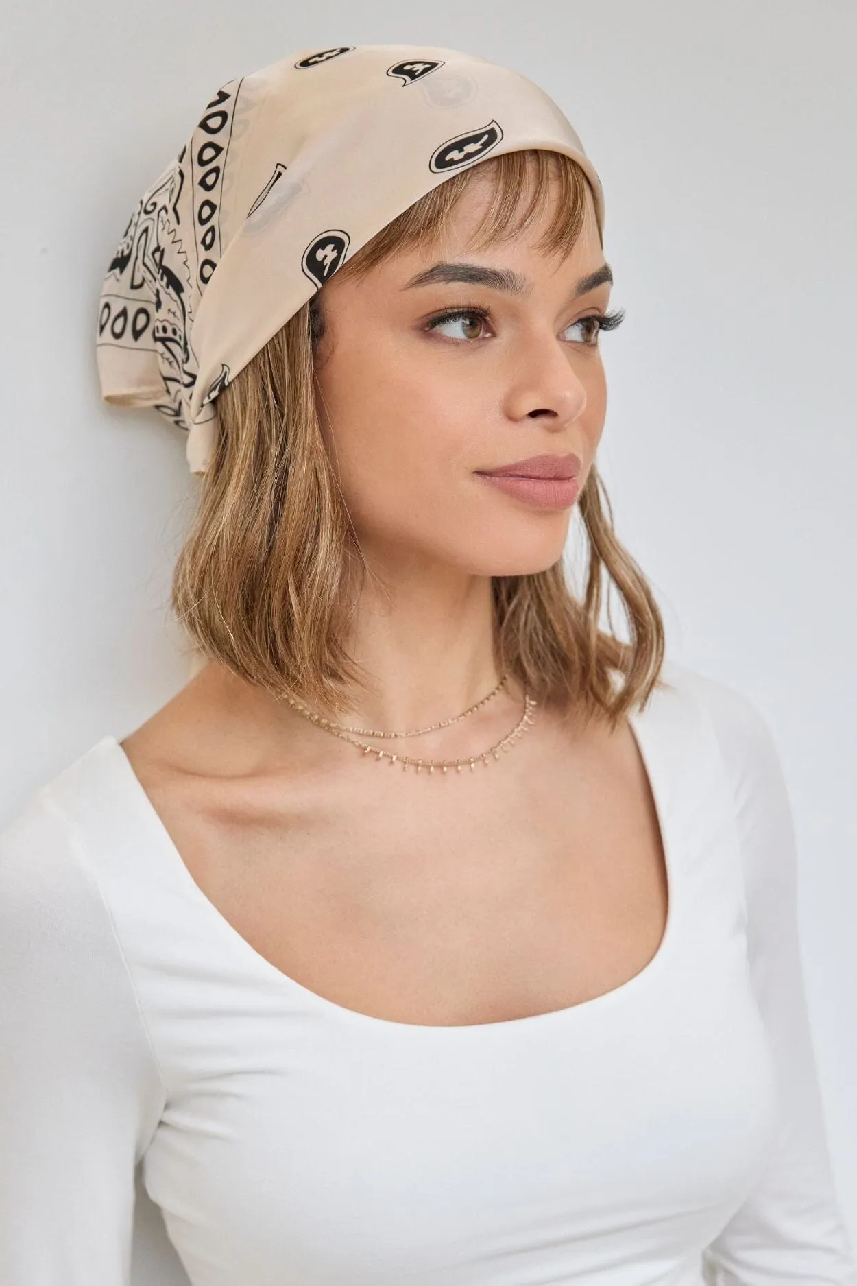 Accessories_Rene of Paris_Wigs Wavy Bob Halo by Rene of Paris