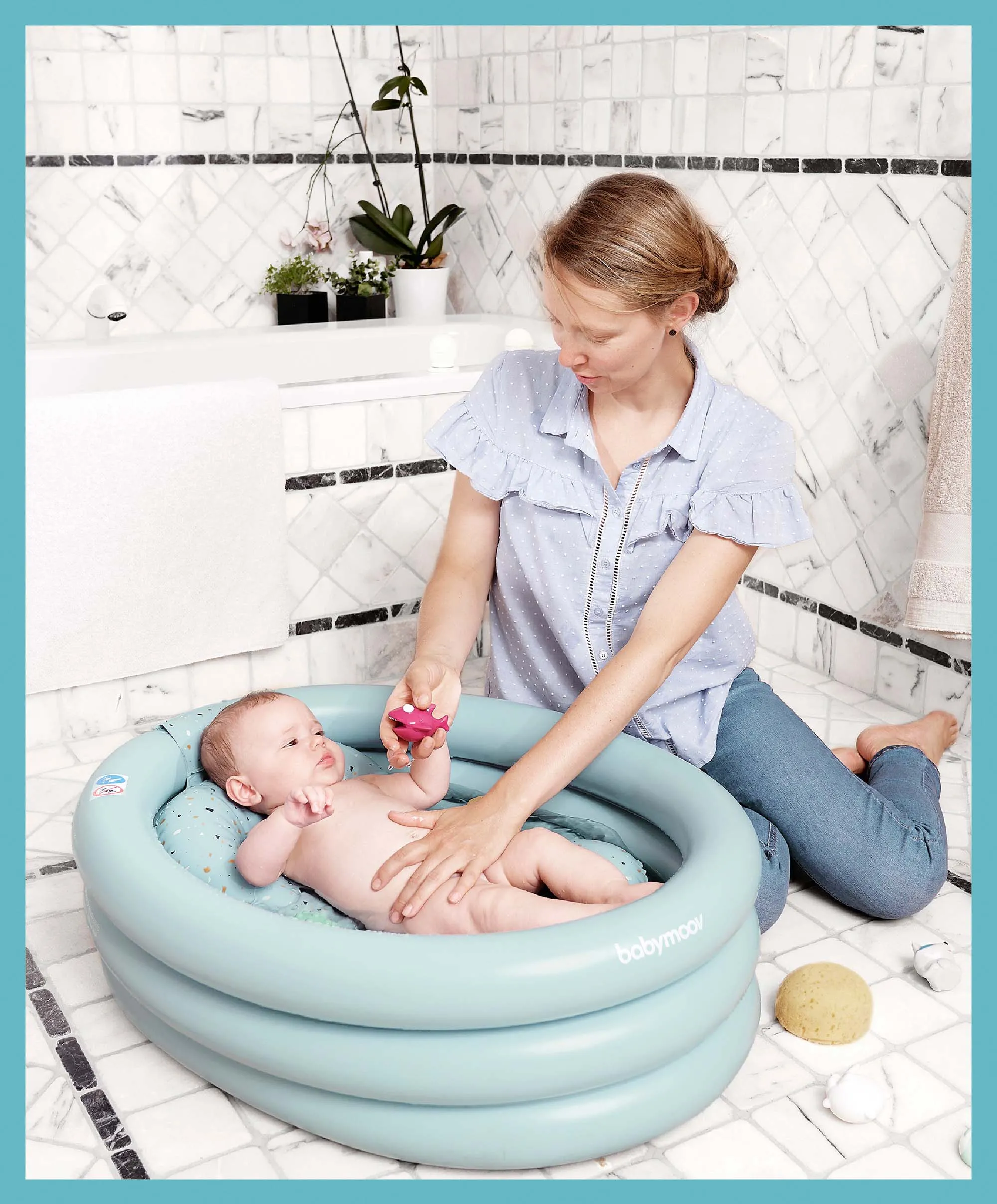 Babymoov 2-in-1 Inflatable Bath Tub & Paddling Pool - Blue