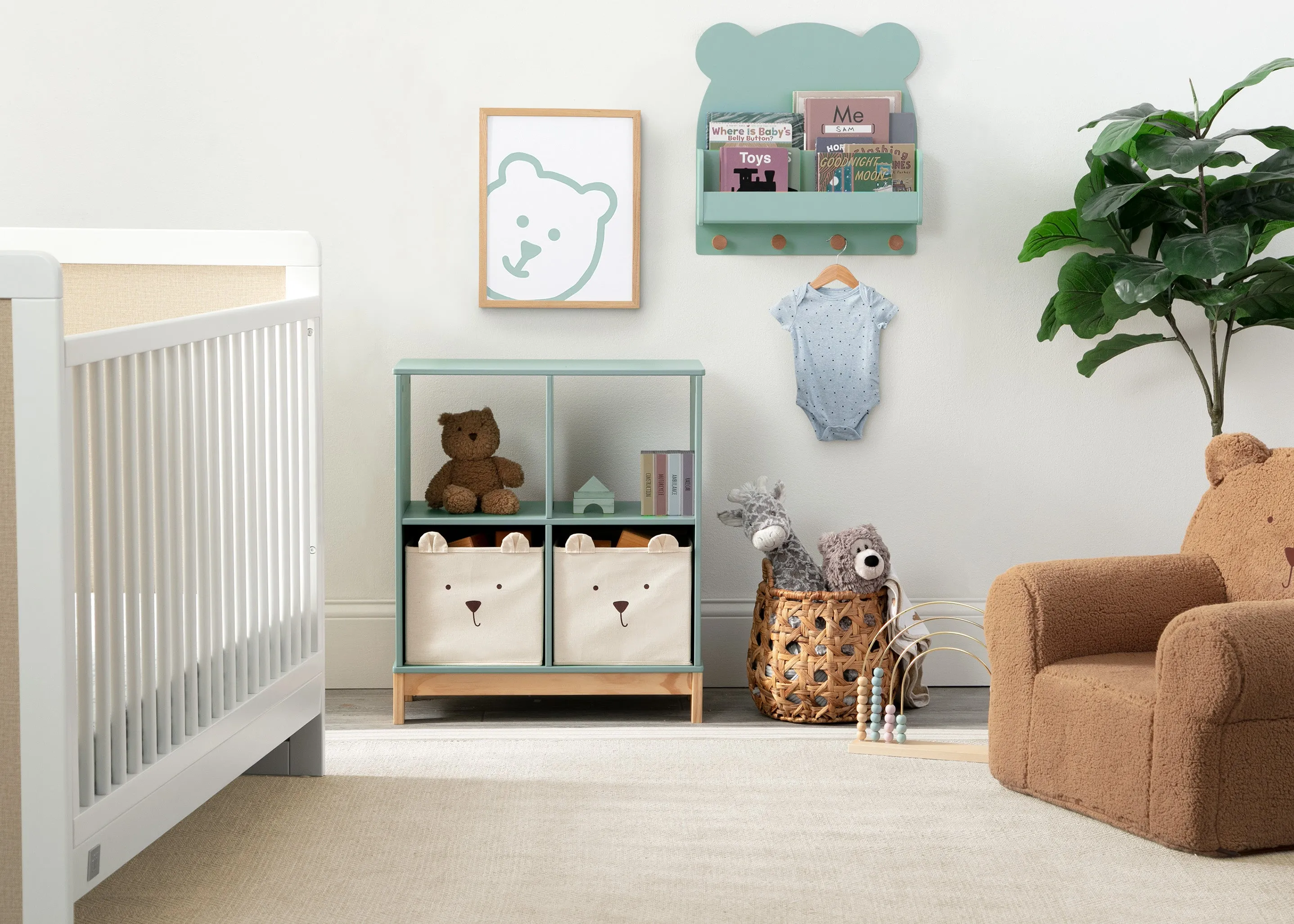 Brannan Bear Wall Shelf with 4 Hooks Babykids_Delta Children_Toy Storage & Bookshelves