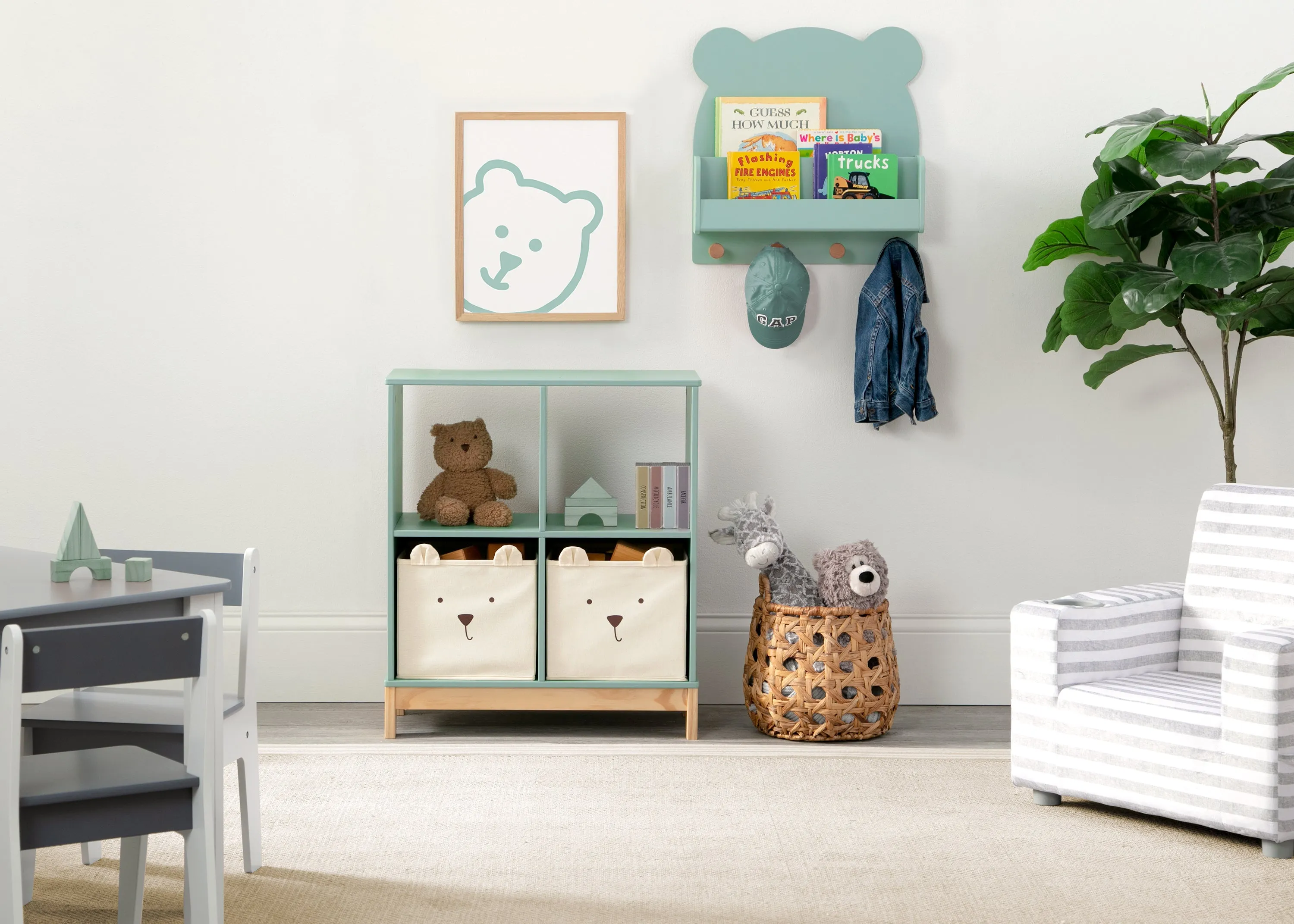 Brannan Bear Wall Shelf with 4 Hooks Babykids_Delta Children_Toy Storage & Bookshelves