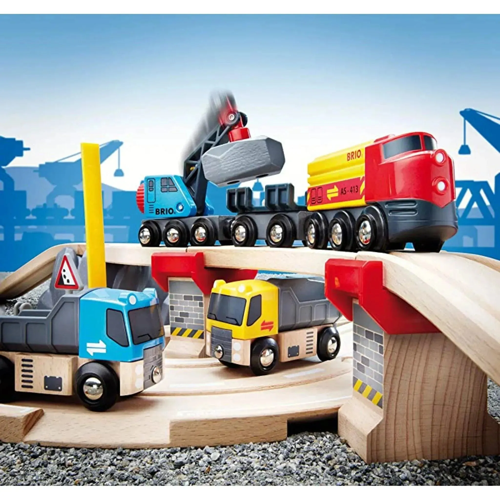 Brio Toys BRIO Set - Rail & Road Loading Set 32 pieces