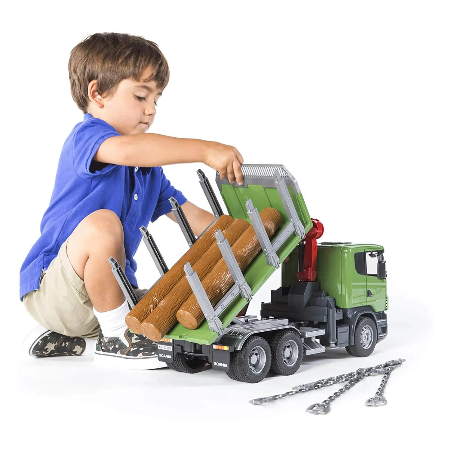 Bruder Toys Bruder Pro Series 1:16 Scale Mack Granite Timber Truck w Loading Crane