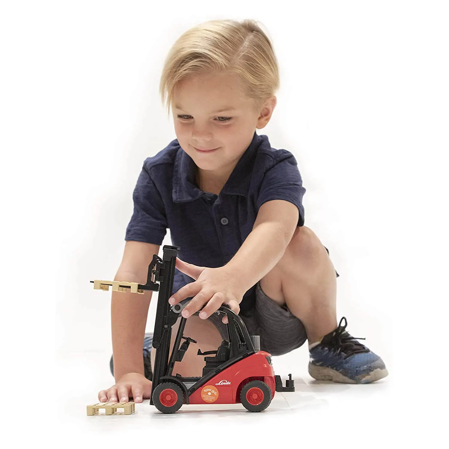 Bruder Toys Bruder Pro Series Linde H30D Fork Lift with Pallet
