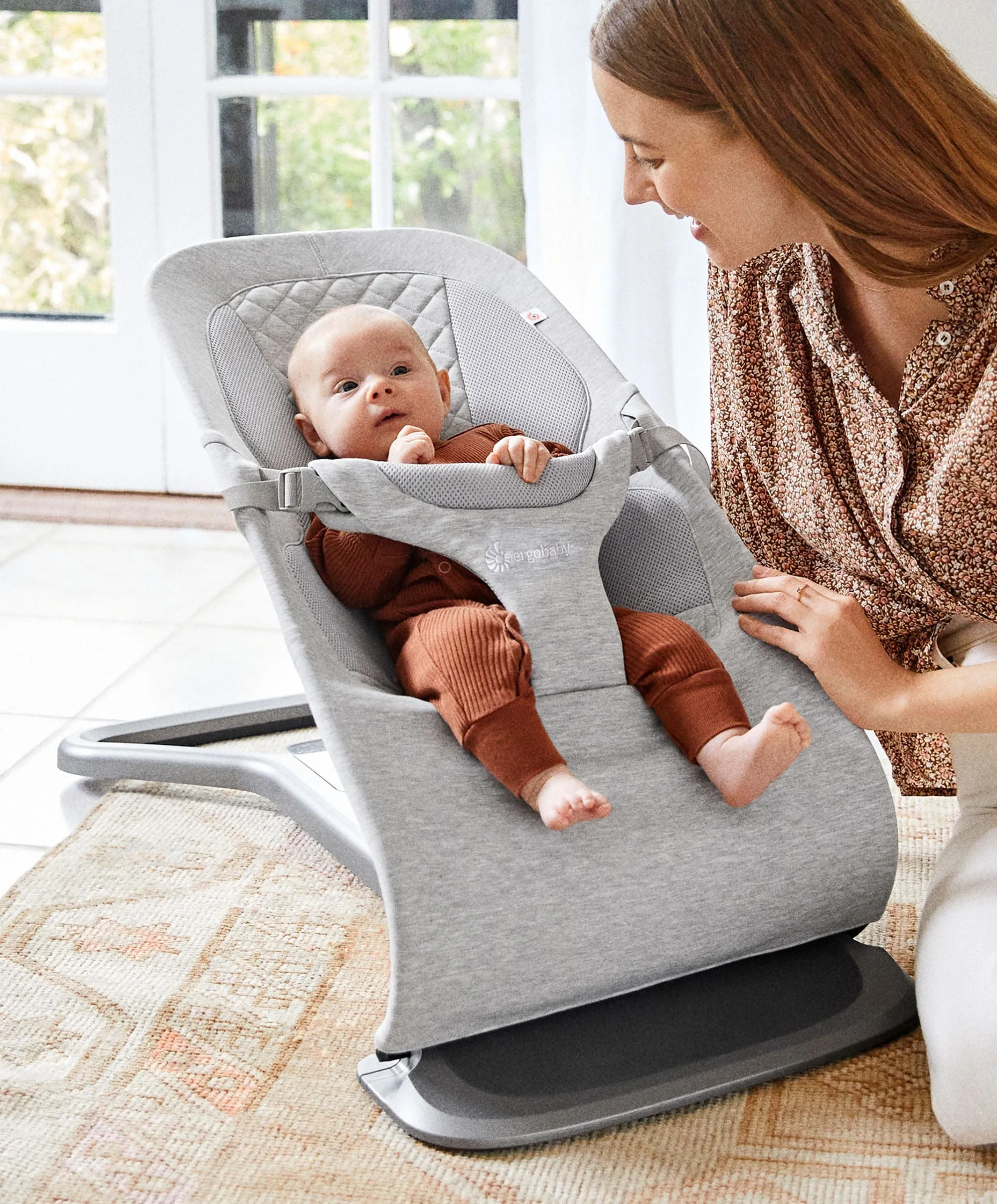 Ergobaby 3-in-1 Evolve Bouncer  Light Grey