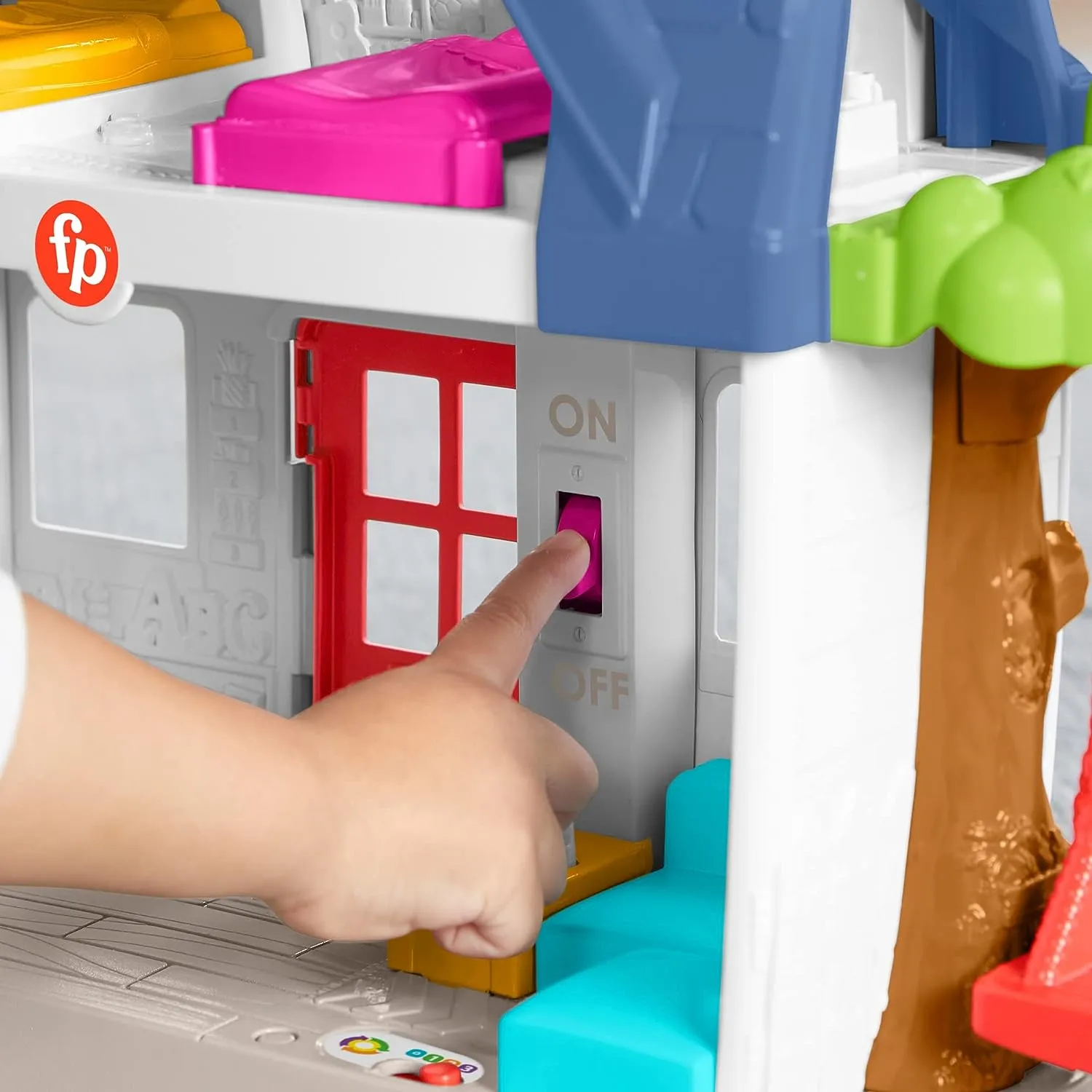 Fisher-Price Toys Fisher-Price Little People Friends Together Play House - UK English Edition, Playset with Smart Stages Learning Content for Toddlers and Preschool Kids