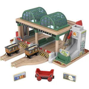 Fisher-Price Toys Fisher-Price Thomas & Friends Wooden Railway Knapford Station Passenger Pickup Train Set