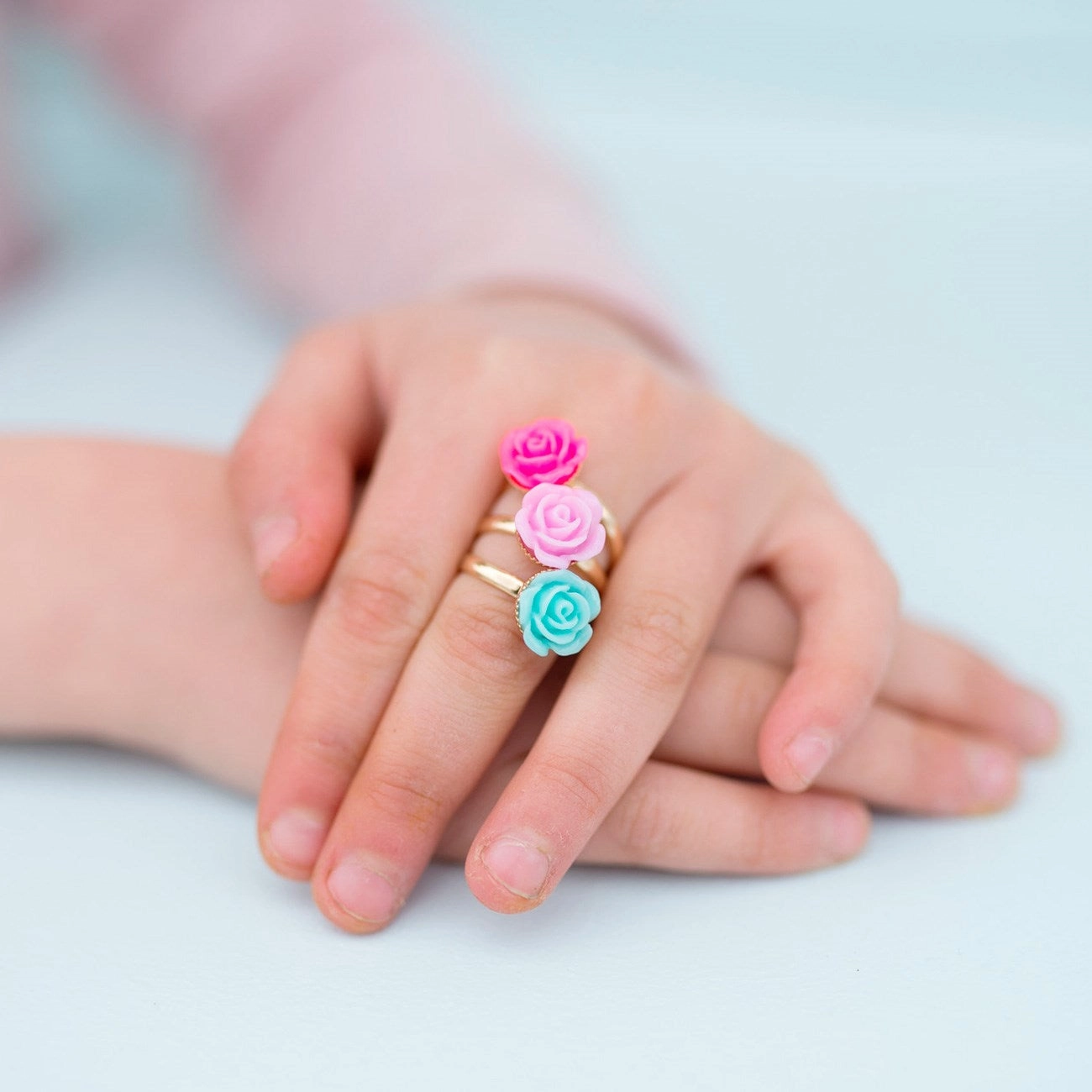 Great Pretenders Boutique Rose Rings & Earring Set