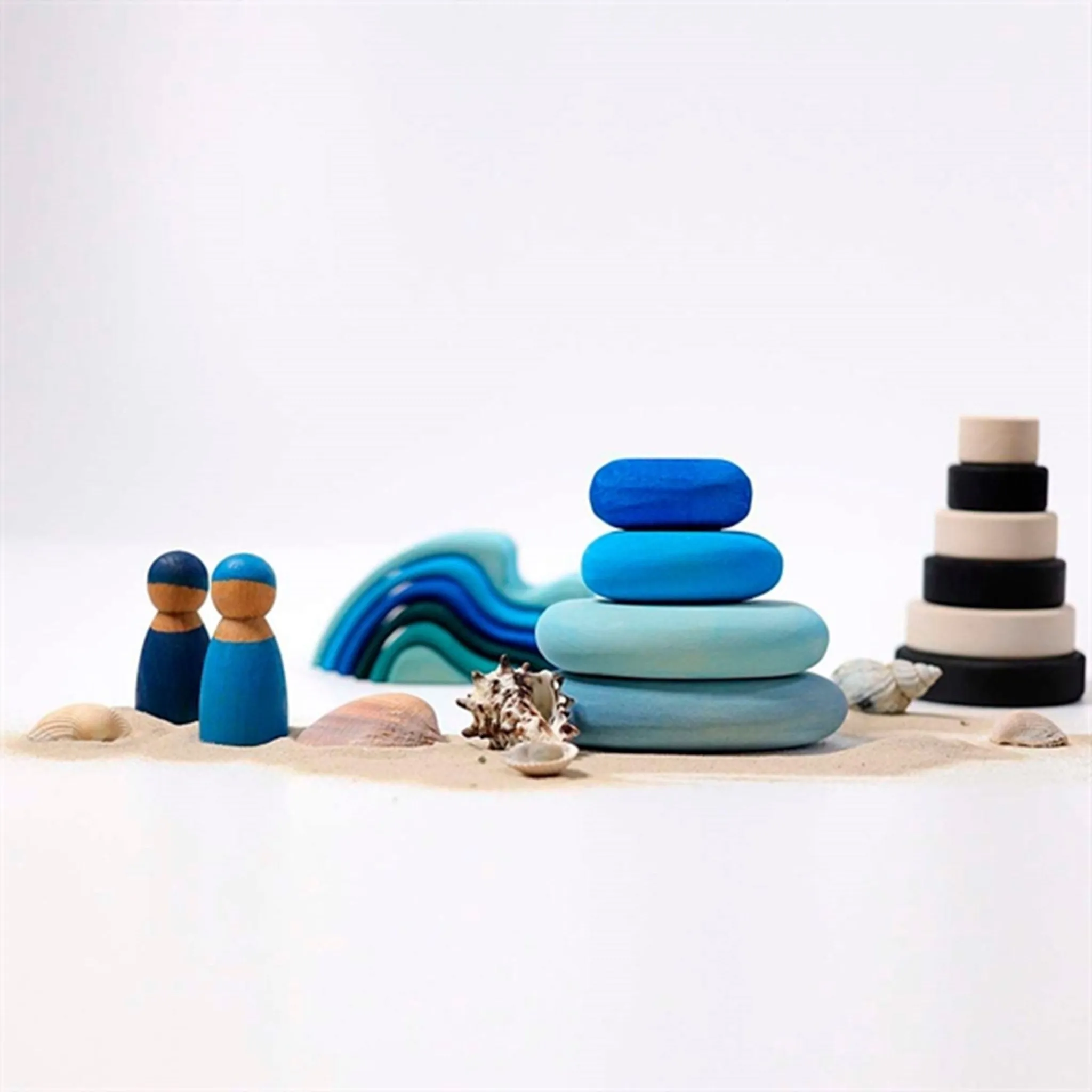 GRIMMS Stacking Tower River Pebbles