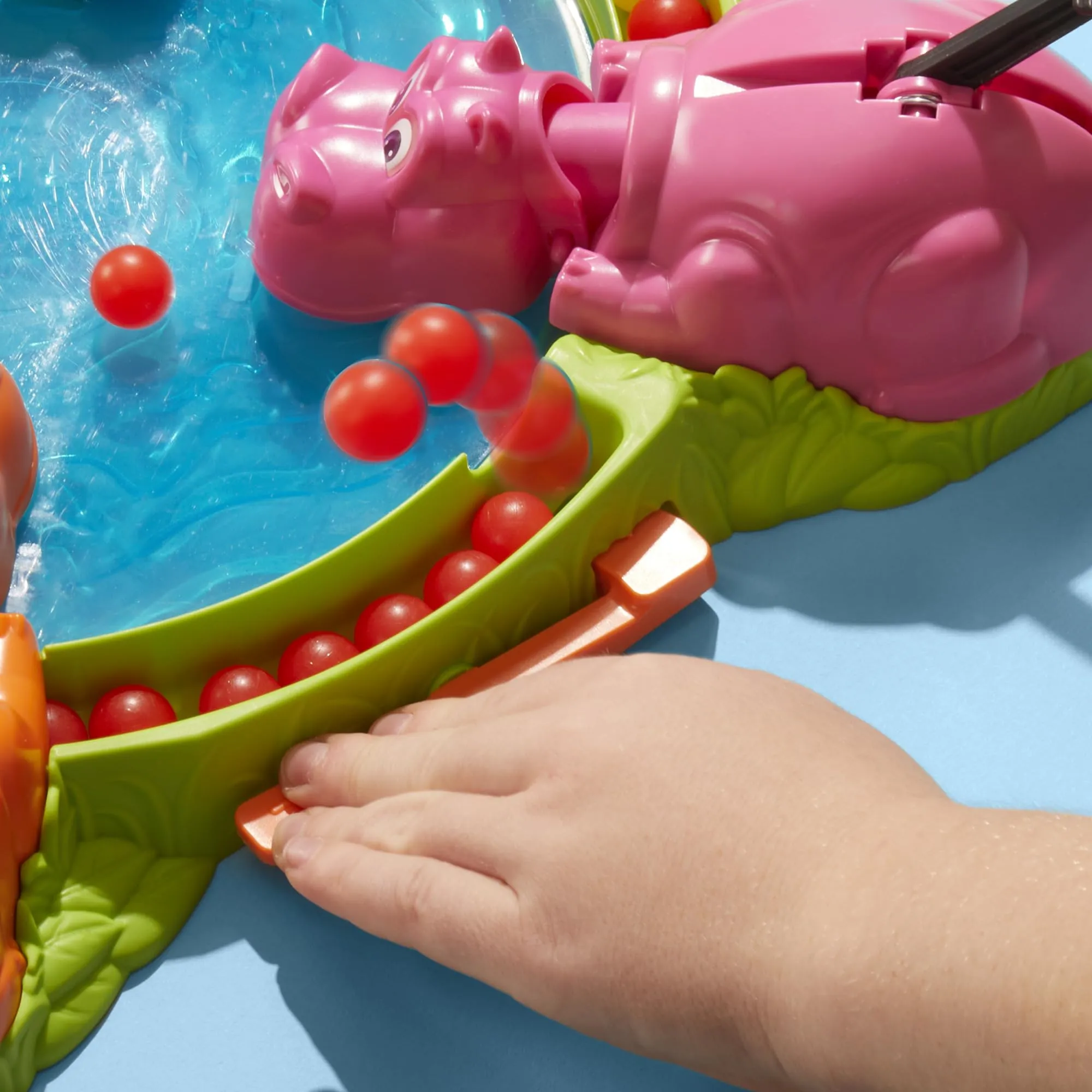 Hasbro Toys Hasbro Hungry Hungry Hippos Board Game (B0787)