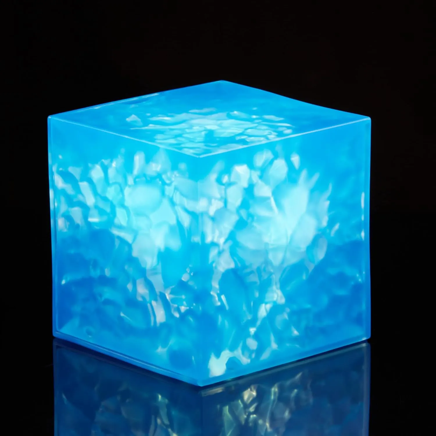 Hasbro Toys Hasbro Marvel Legends Loki Series - Tesseract Electronic Role Play Accessory with Light FX (F3437)