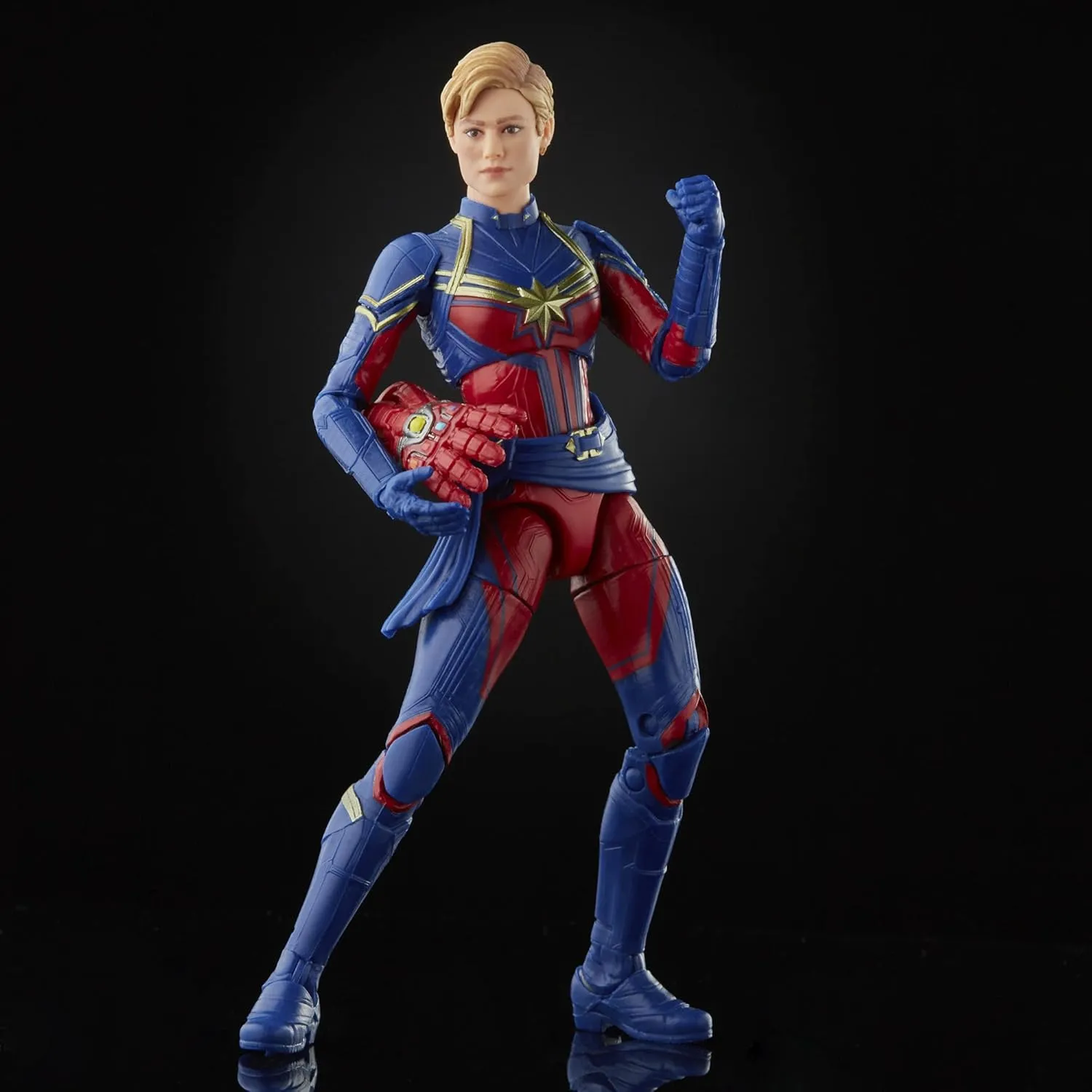 Hasbro Toys Hasbro Marvel Legends Series Marvel Cinematic Universe - Captain Marvel & Rescue Armor Action Figure (F0190)