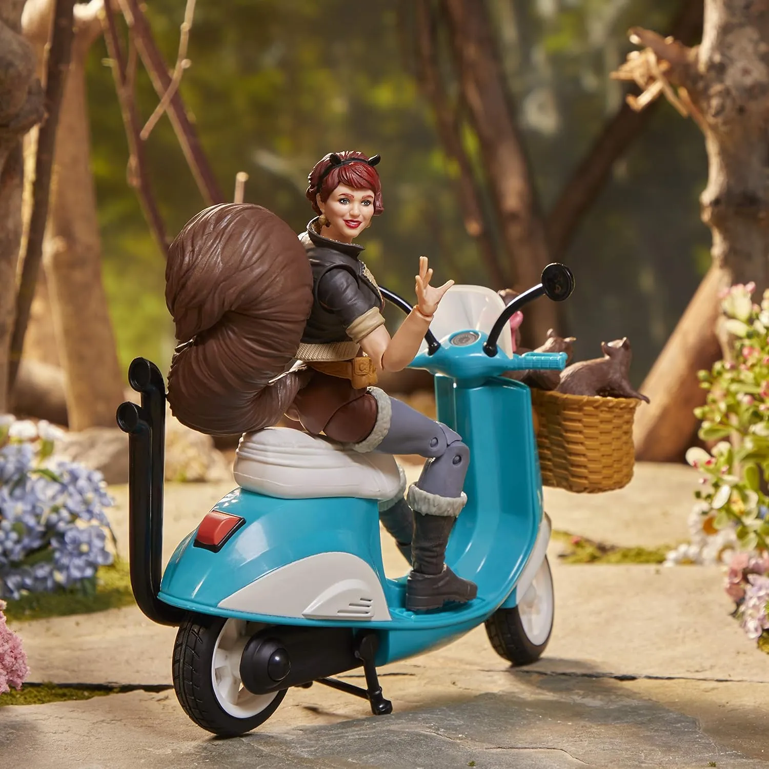 Hasbro Toys Hasbro Marvel Legends Series Marvel Comics - Unbeatable Squirrel Girl Collectible Action Figure (E8600)