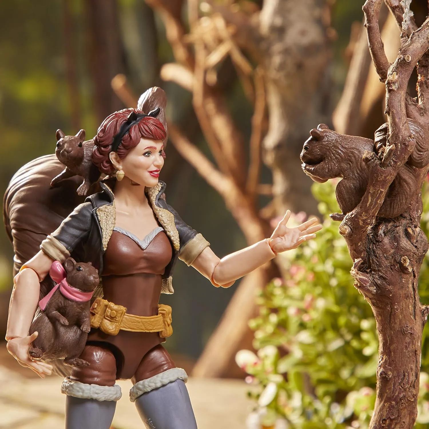 Hasbro Toys Hasbro Marvel Legends Series Marvel Comics - Unbeatable Squirrel Girl Collectible Action Figure (E8600)
