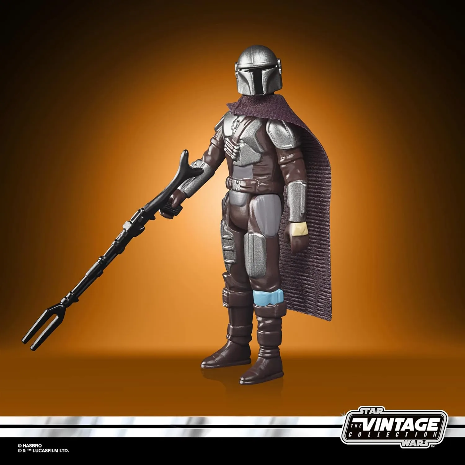 Hasbro Toys Hasbro Star Wars Retro Collection The Mandalorian - Din Djarin (Beskar) Action Figure (F4456)