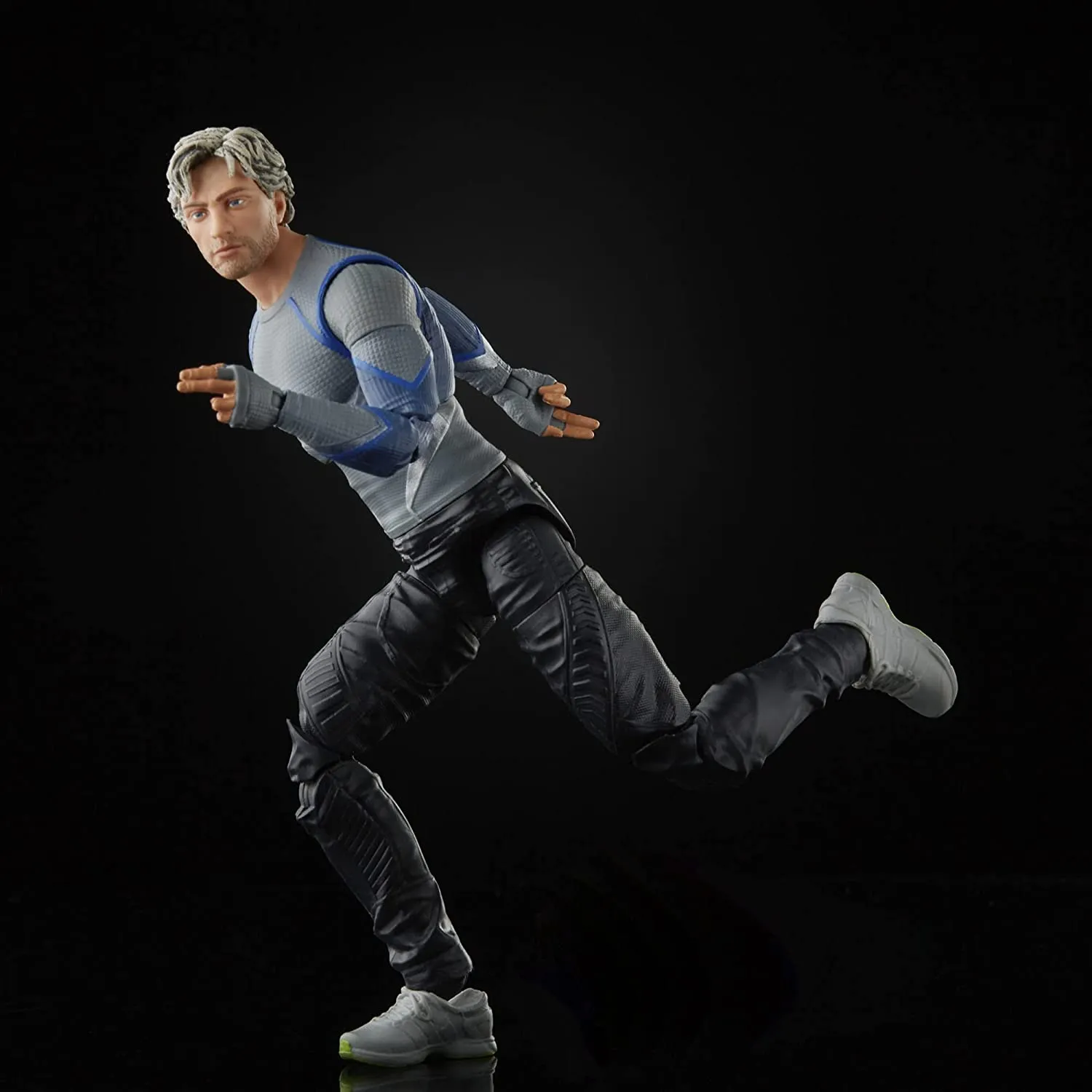 Hasbro Toys Marvel Hasbro Legends Series 15-cm Scale Action Figure Toy Quicksilver, Infinity Saga character, Premium Design, Figure and 5 Accessories Multicolor