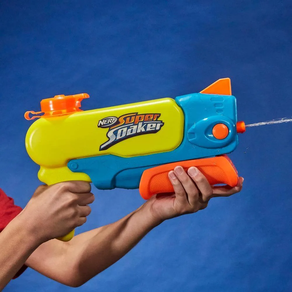 Hasbro Toys NERF Super Soaker Wave Spray