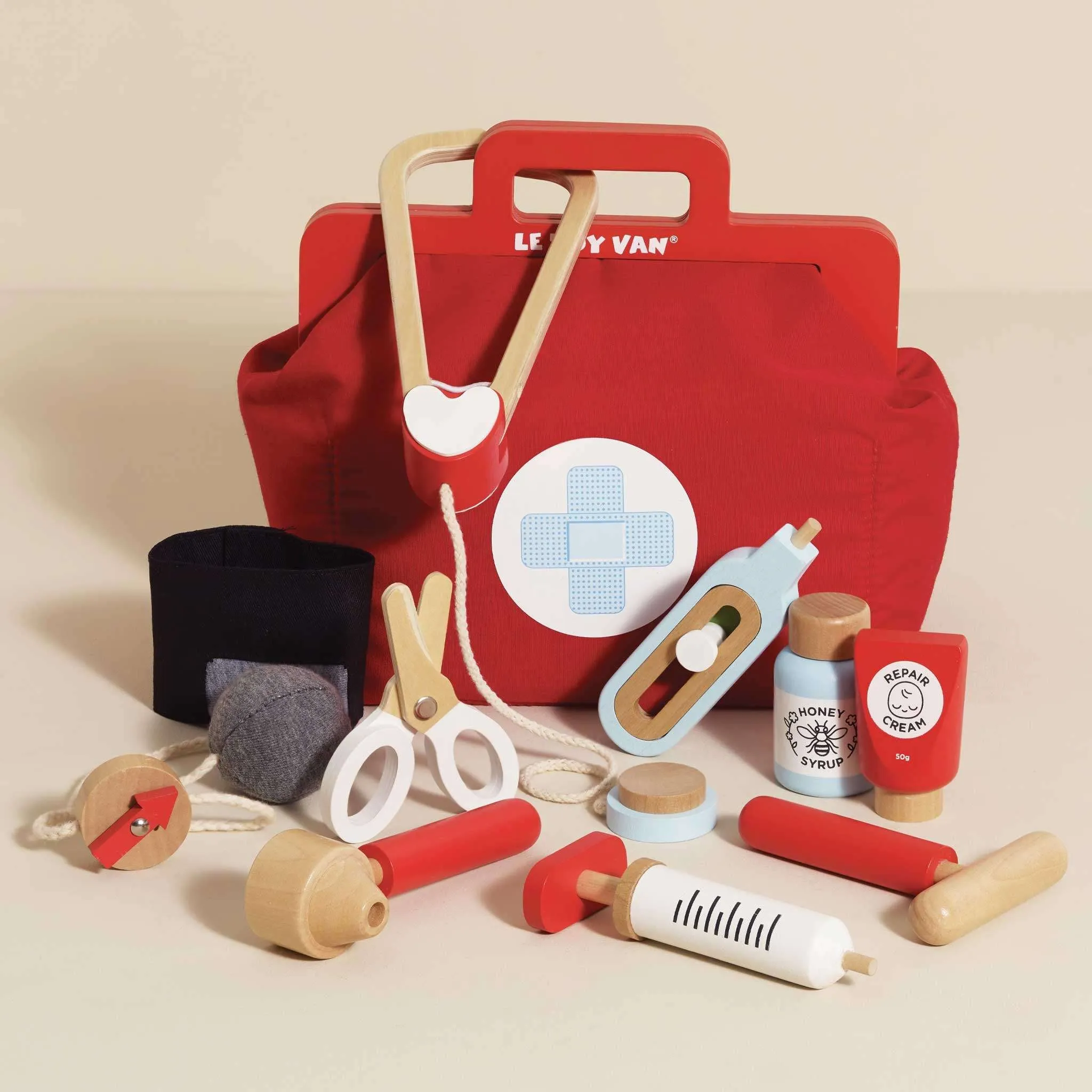Le Toy Van Vintage Wooden Doctor's Kit