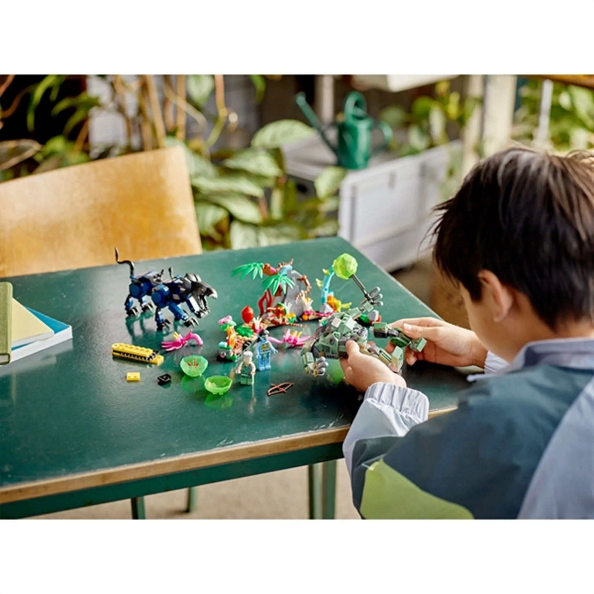 LEGO Avatar Neytiri & Thanator vs. AMP Suit Quaritch