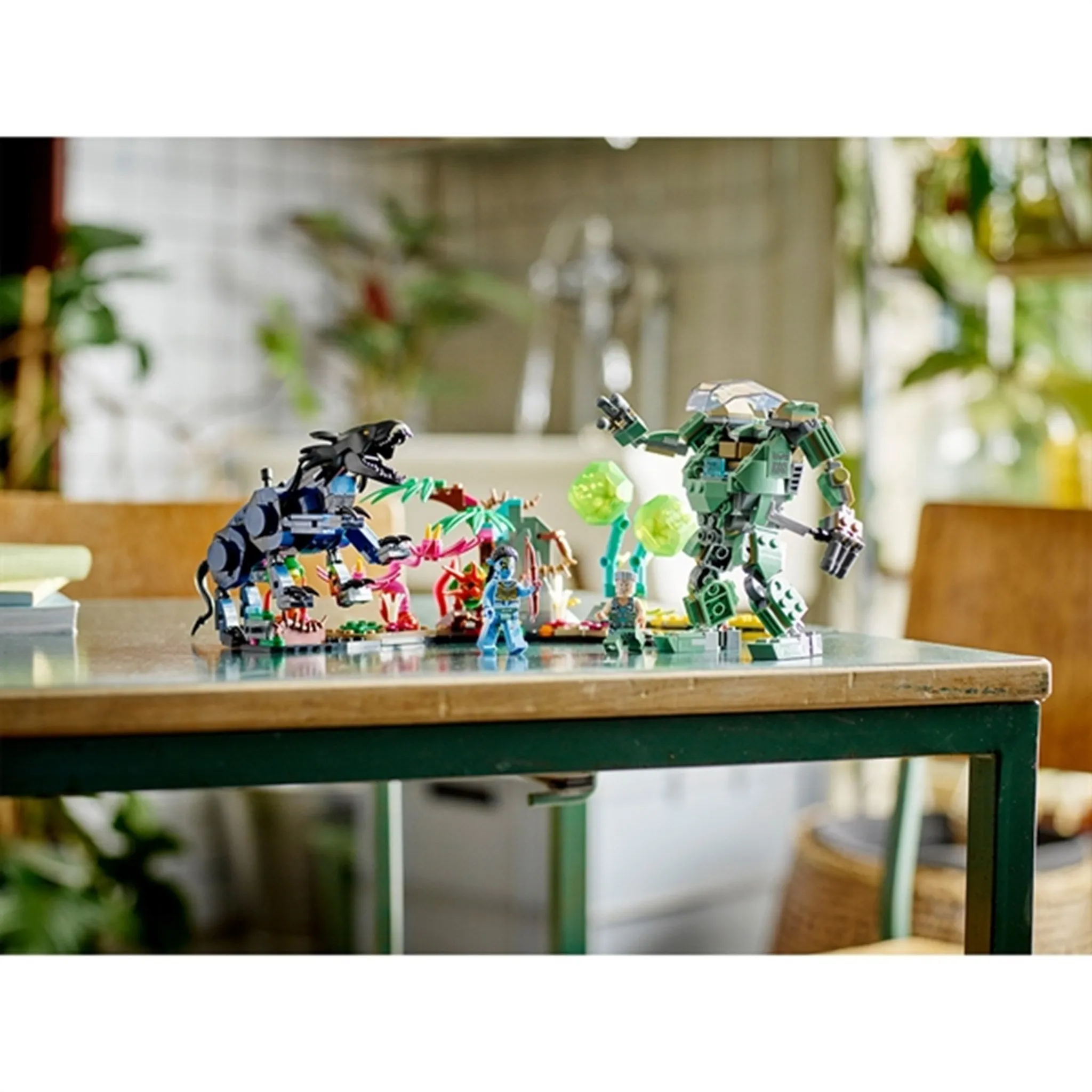 LEGO Avatar Neytiri & Thanator vs. AMP Suit Quaritch