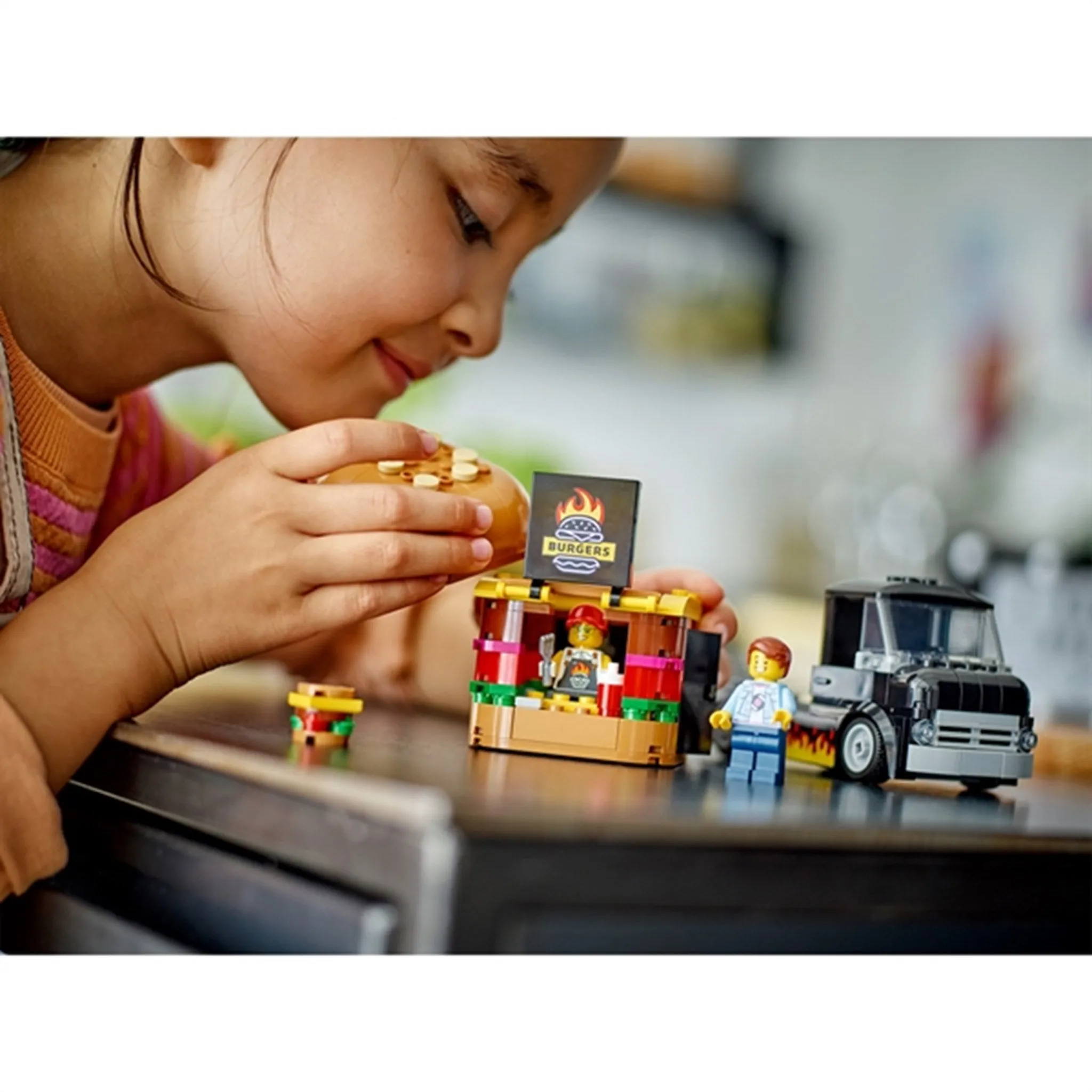 LEGO City Burger Van