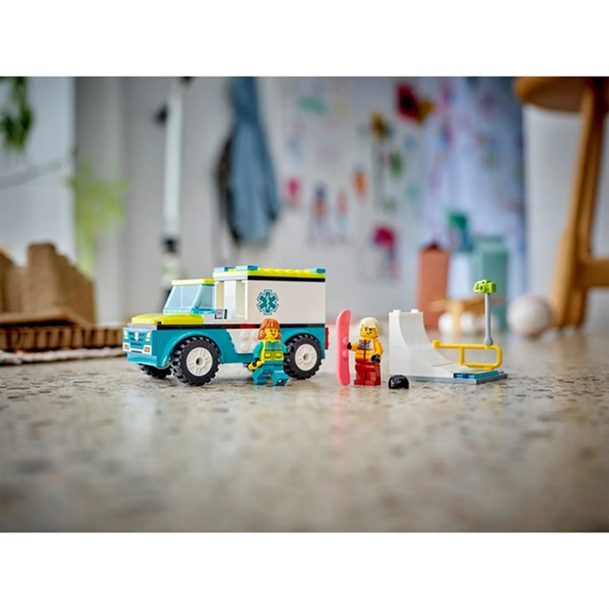 LEGO City Emergency Ambulance and Snowboarder