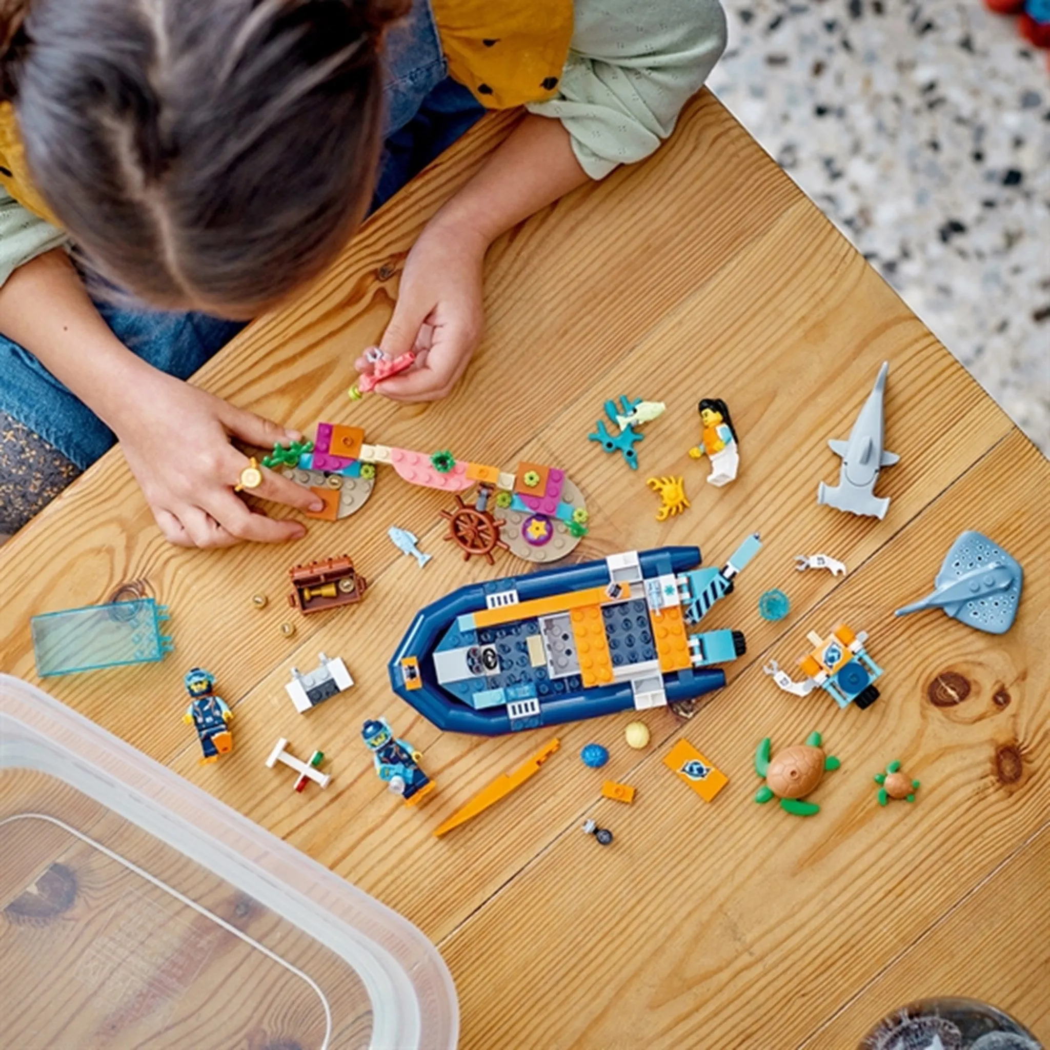 LEGO City Explorer Diving Boat
