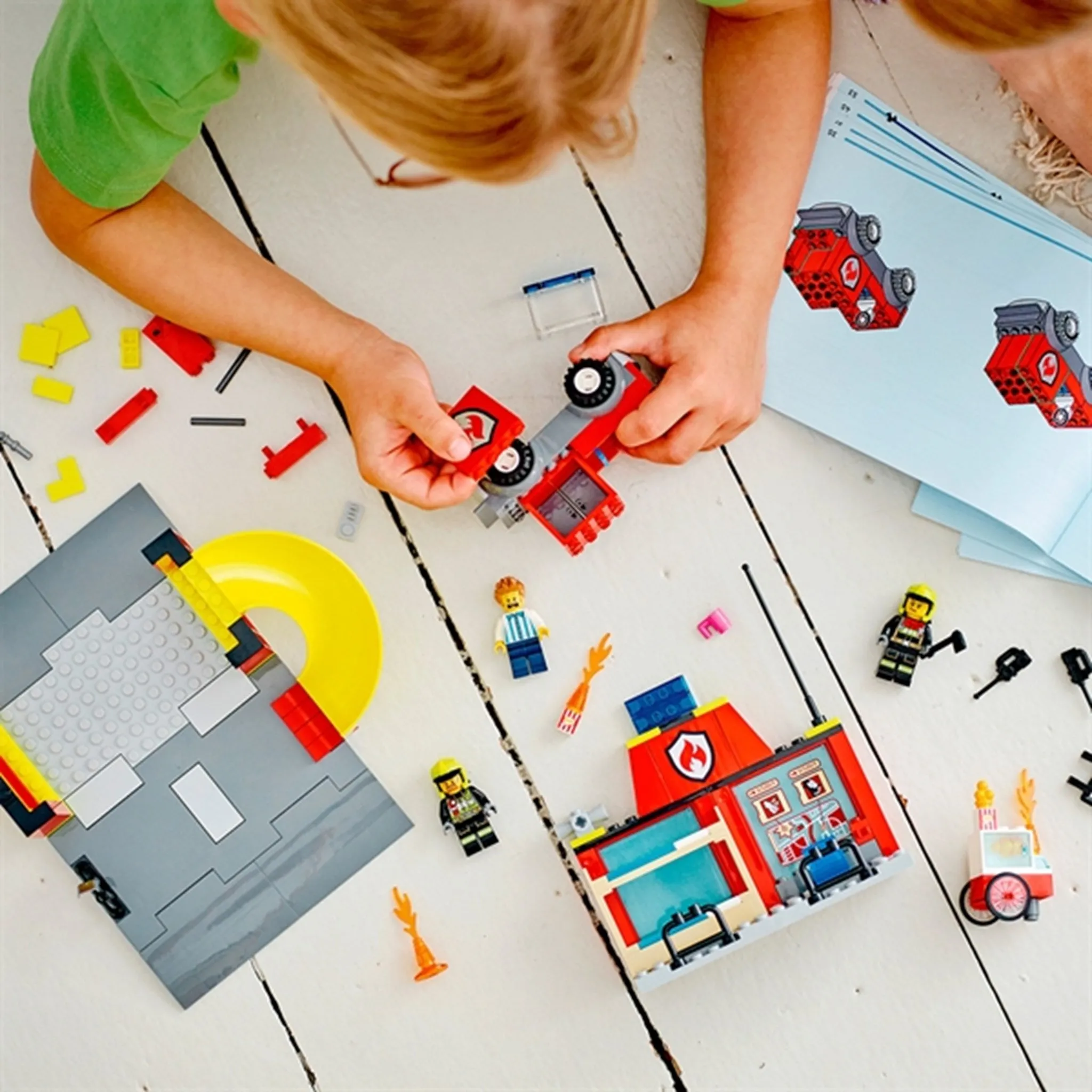 LEGO City Fire Station and Fire Engine