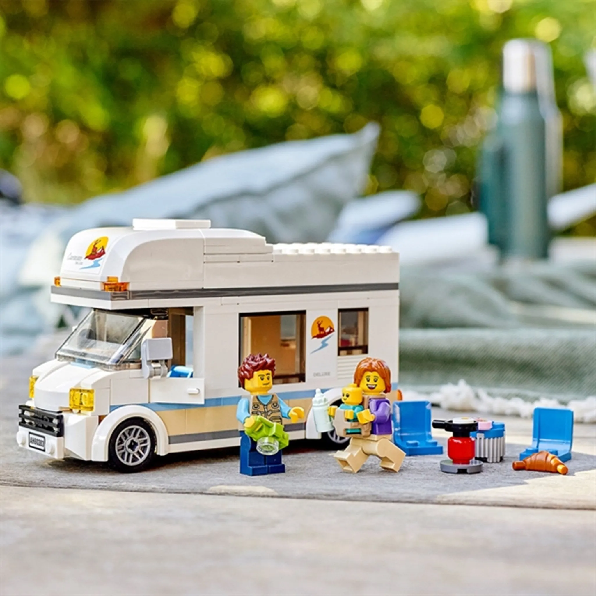 LEGO City Holiday Camper Van