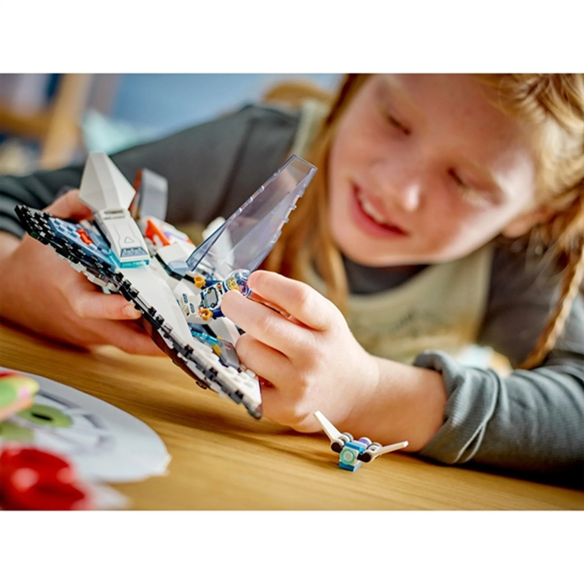 LEGO City Interstellar Spaceship