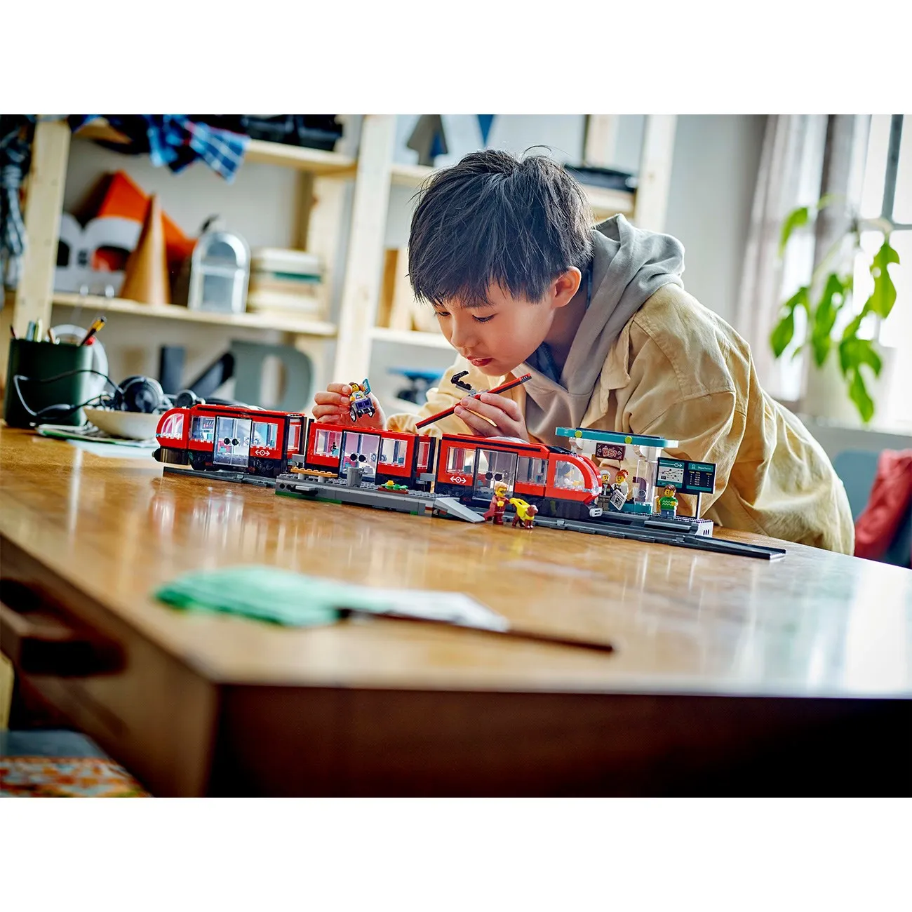 LEGO City Light Rail and Station