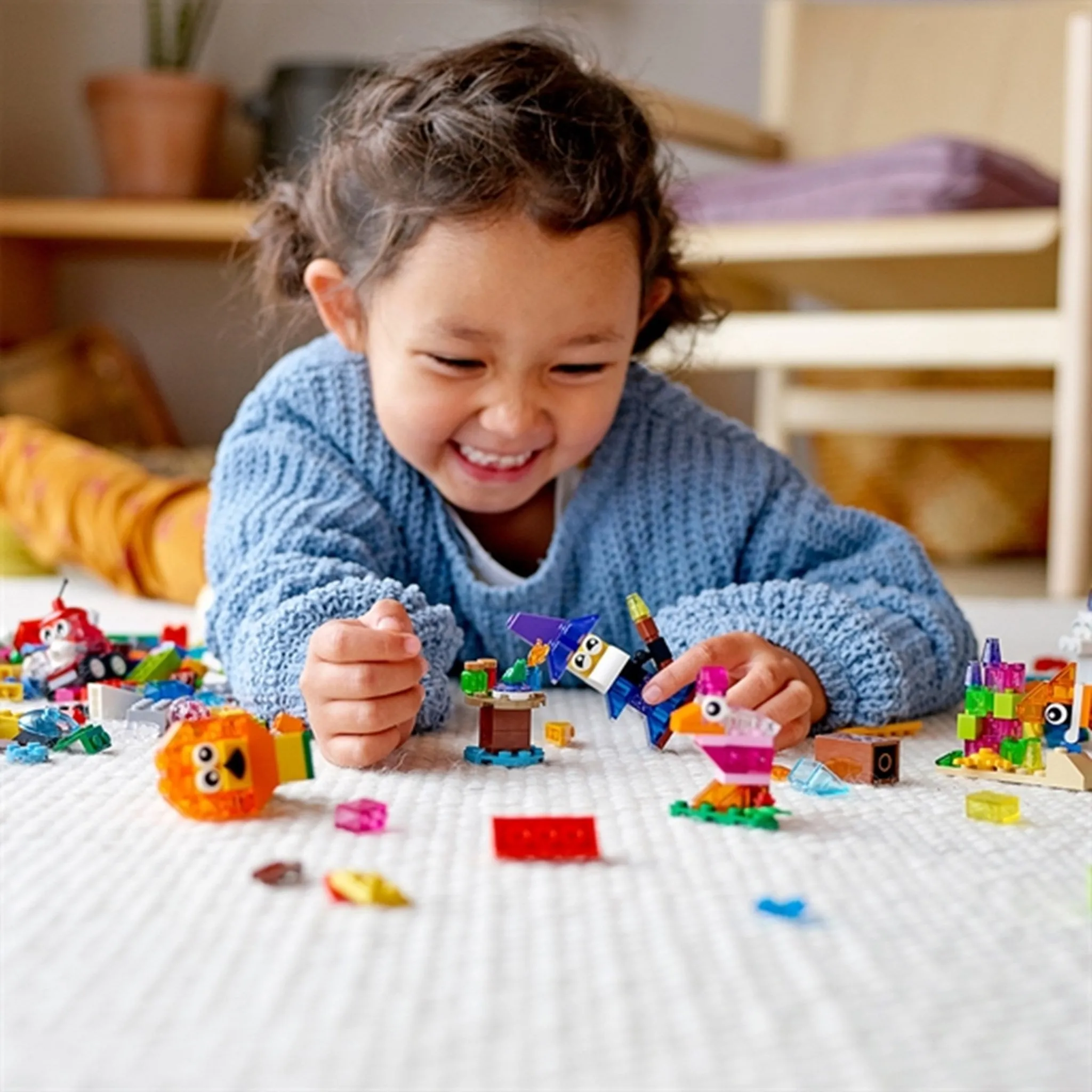 LEGO Classic Creative Transparent Bricks