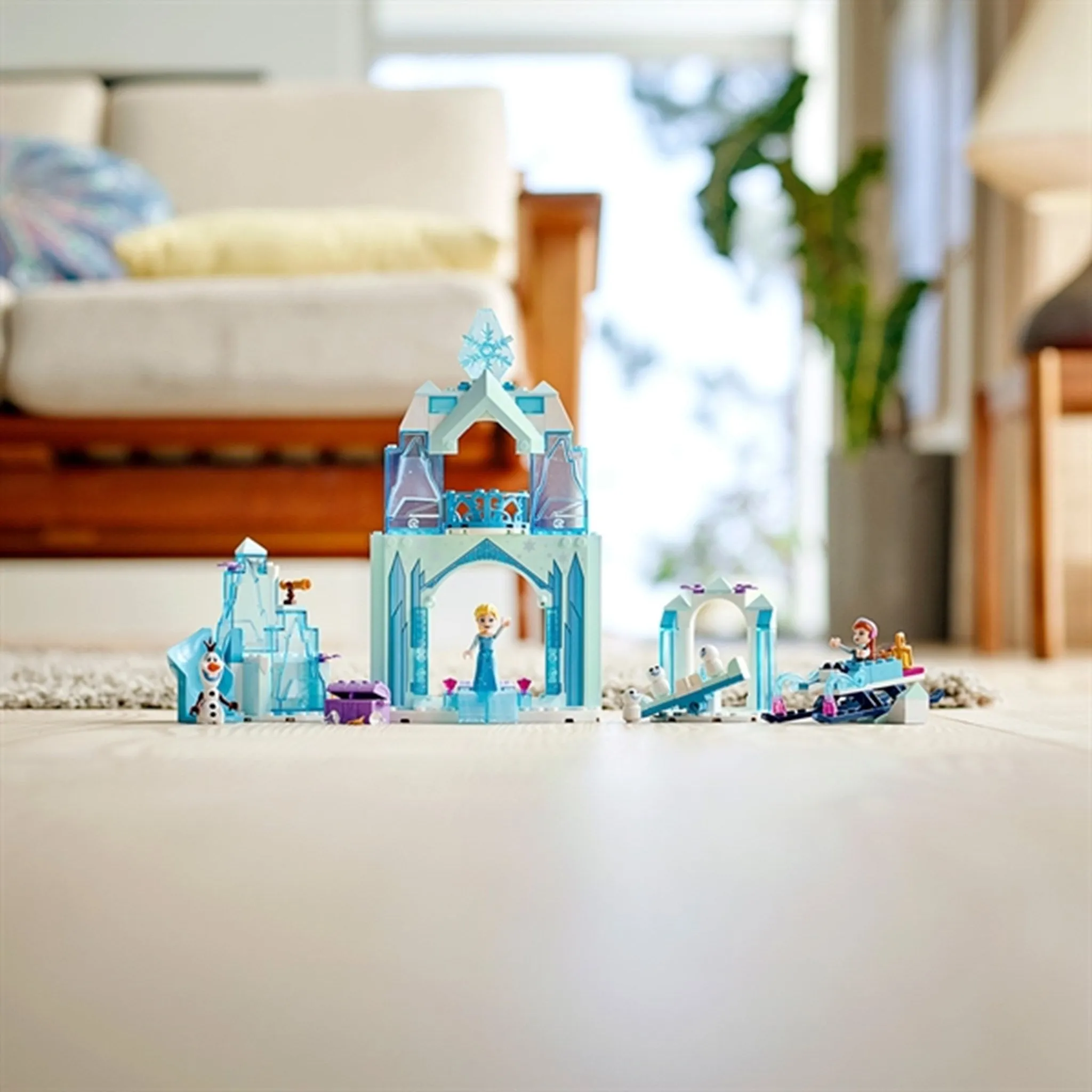 LEGO Disney Anna and Elsa's Frozen Wonderland
