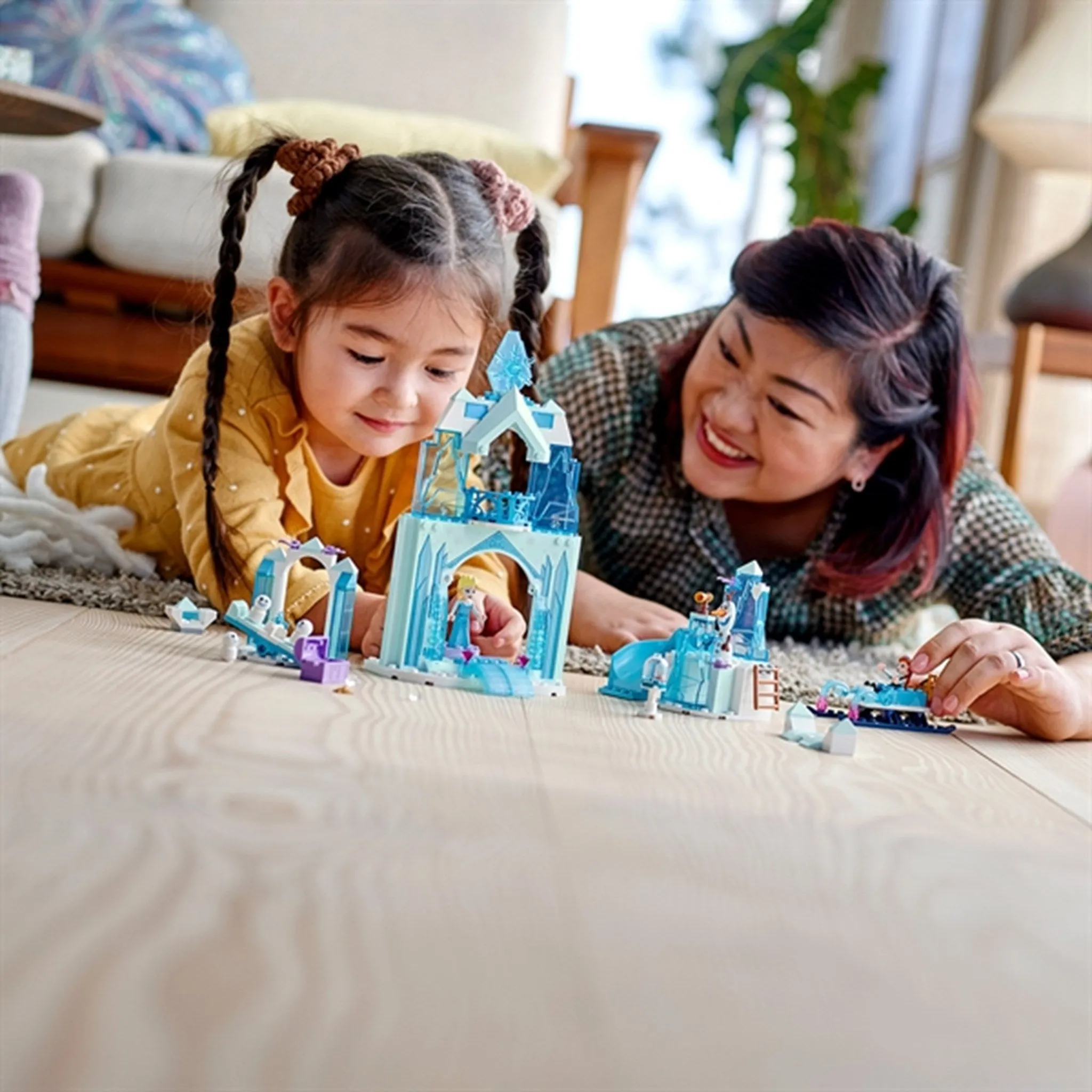 LEGO Disney Anna and Elsa's Frozen Wonderland