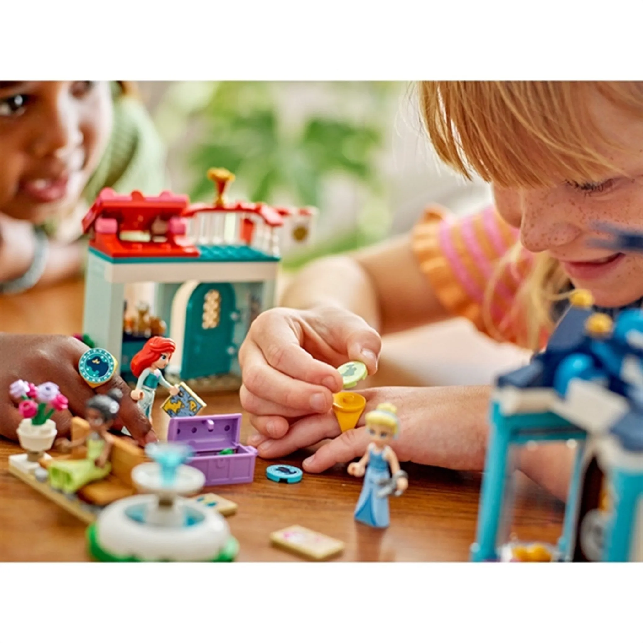 LEGO Disney Disney Princess Market Adventure