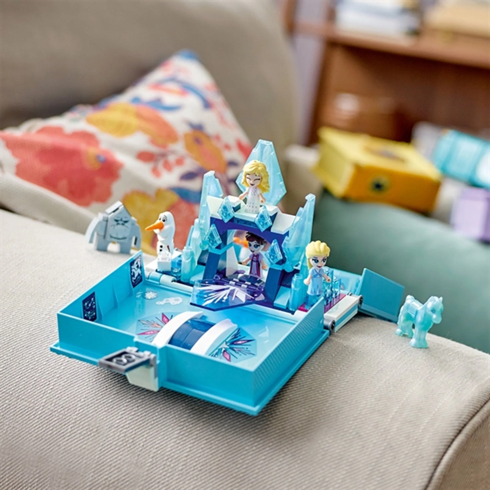 LEGO Disney Elsa and the Nokk Storybook Adventures