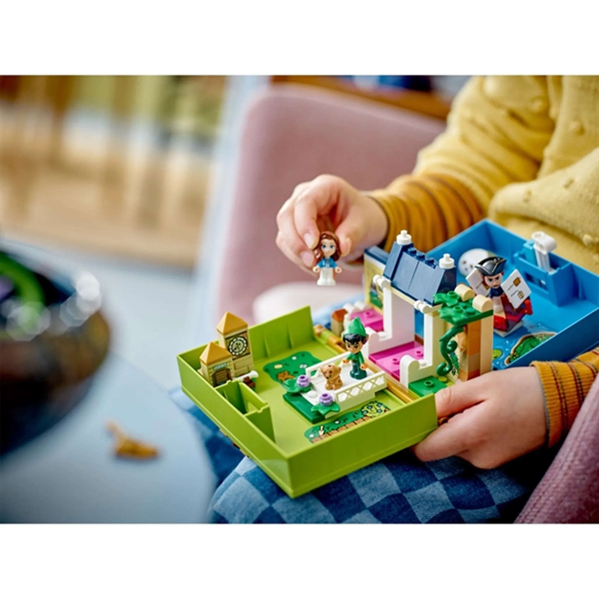 LEGO Disney Peter Pan & Wendy's Storybook Adventure