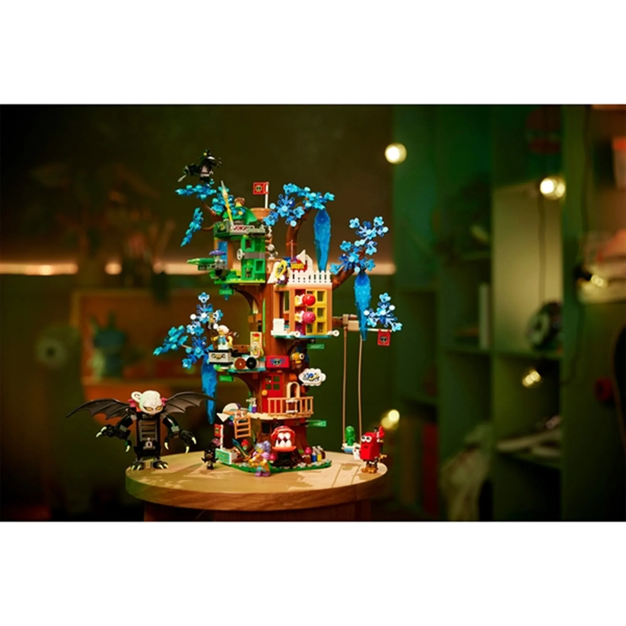 LEGO DREAMZzz Fantastical Tree House