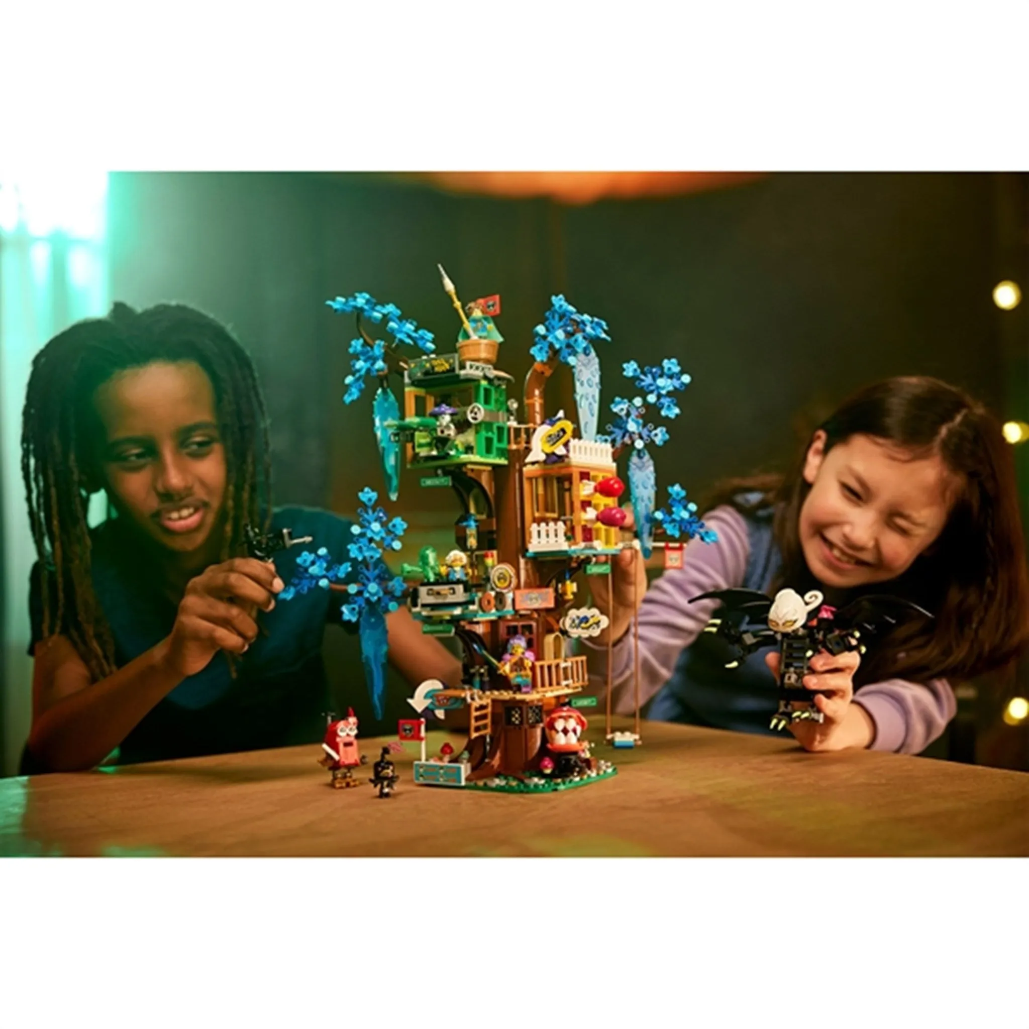 LEGO DREAMZzz Fantastical Tree House