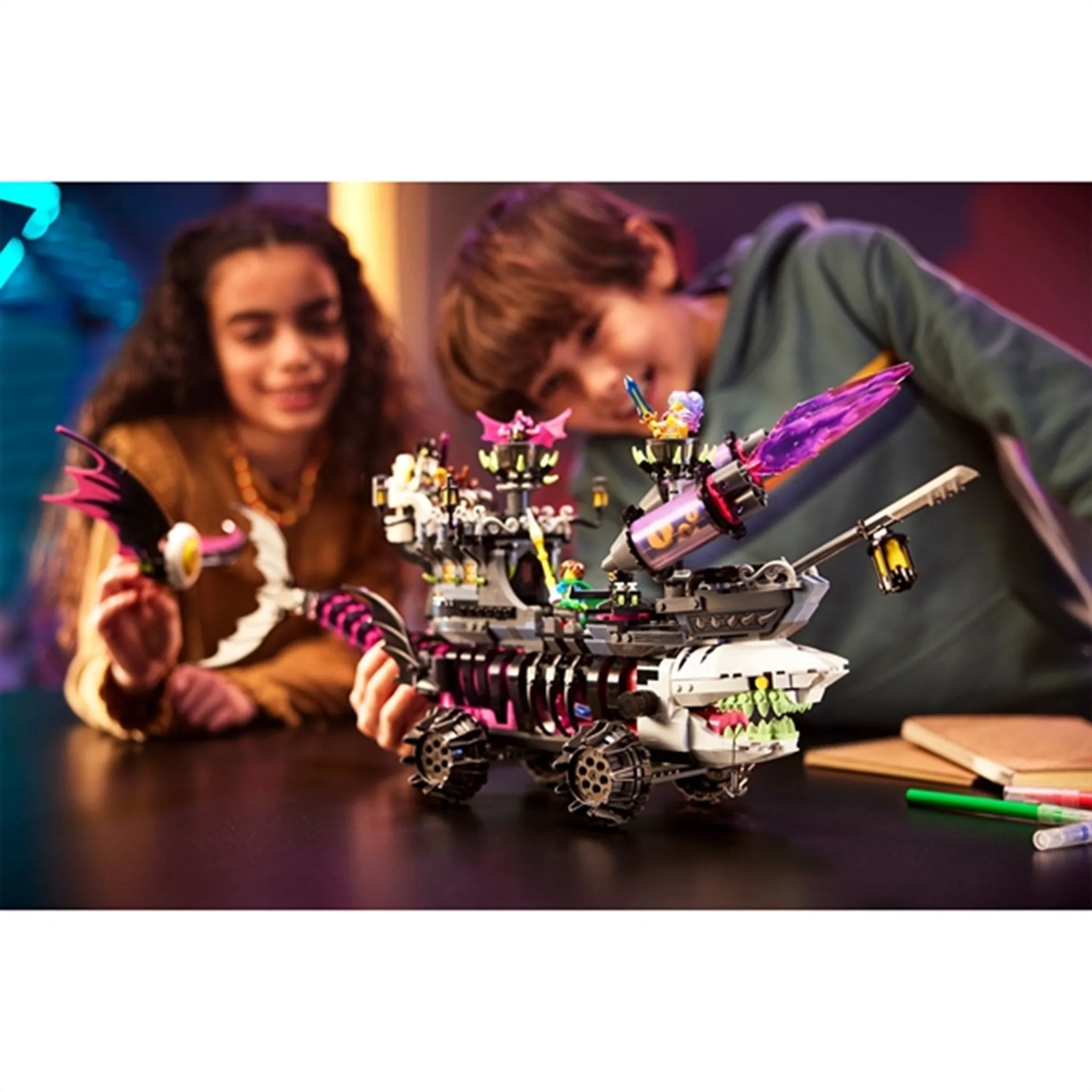 LEGO DREAMZzz Nightmare Shark Ship