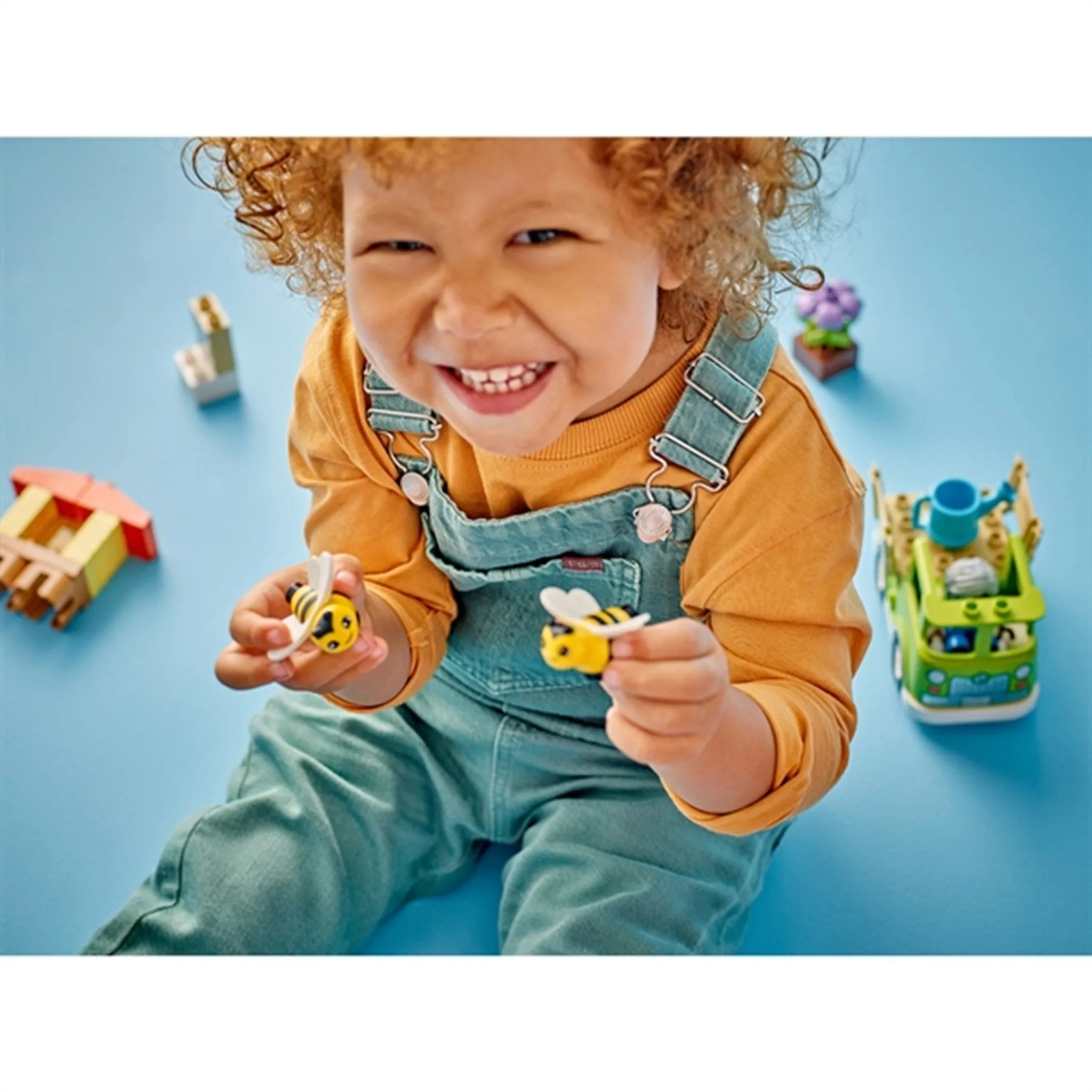 LEGO DUPLO Caring for Bees & Beehives