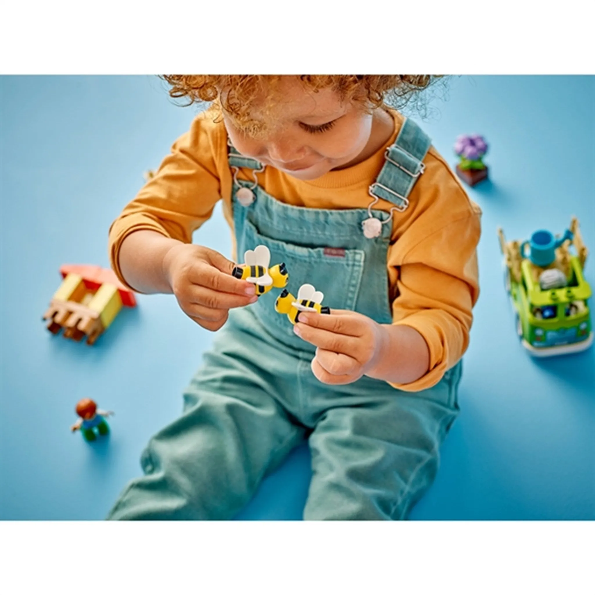 LEGO DUPLO Caring for Bees & Beehives