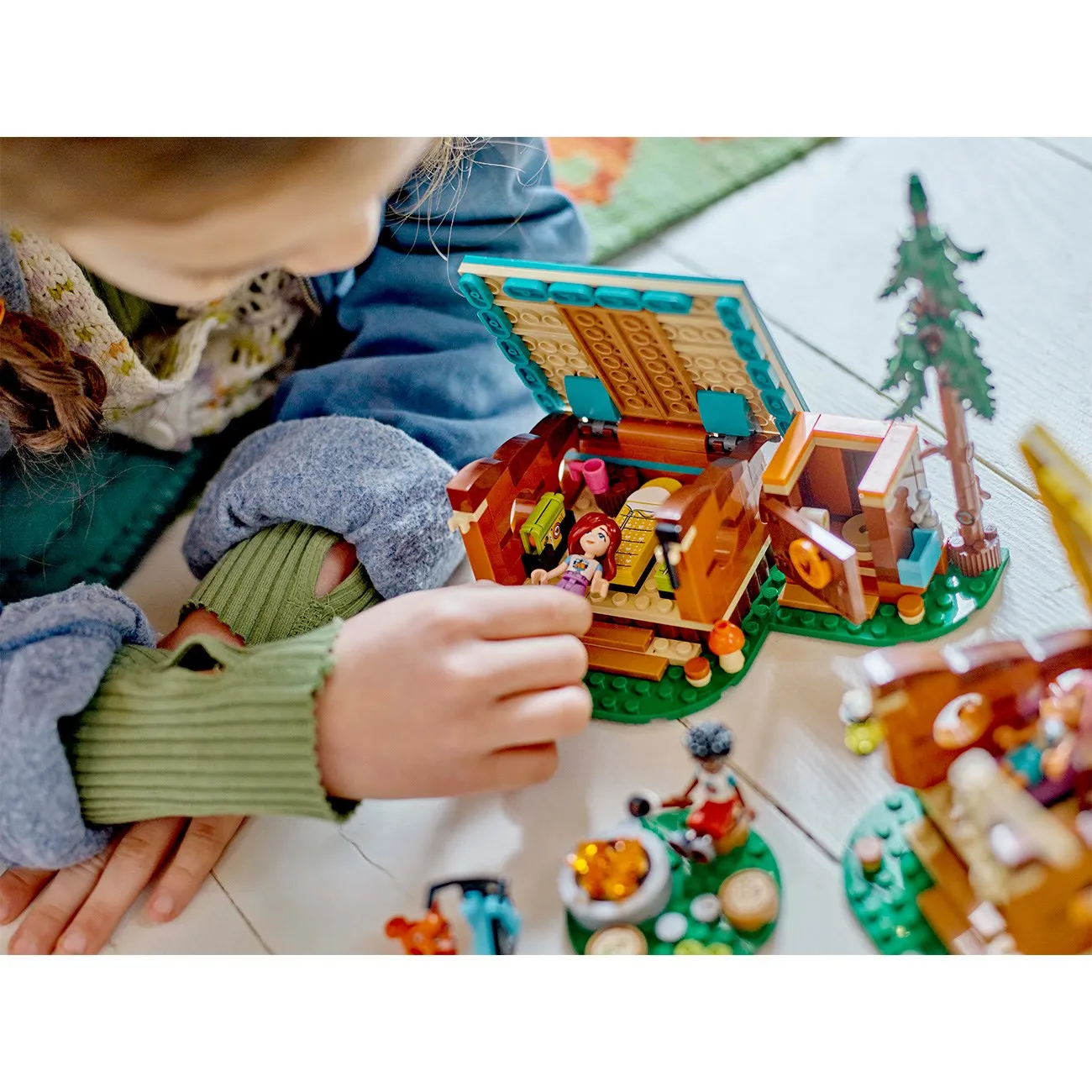 LEGO Friends Adventure Camp  cozy cabins