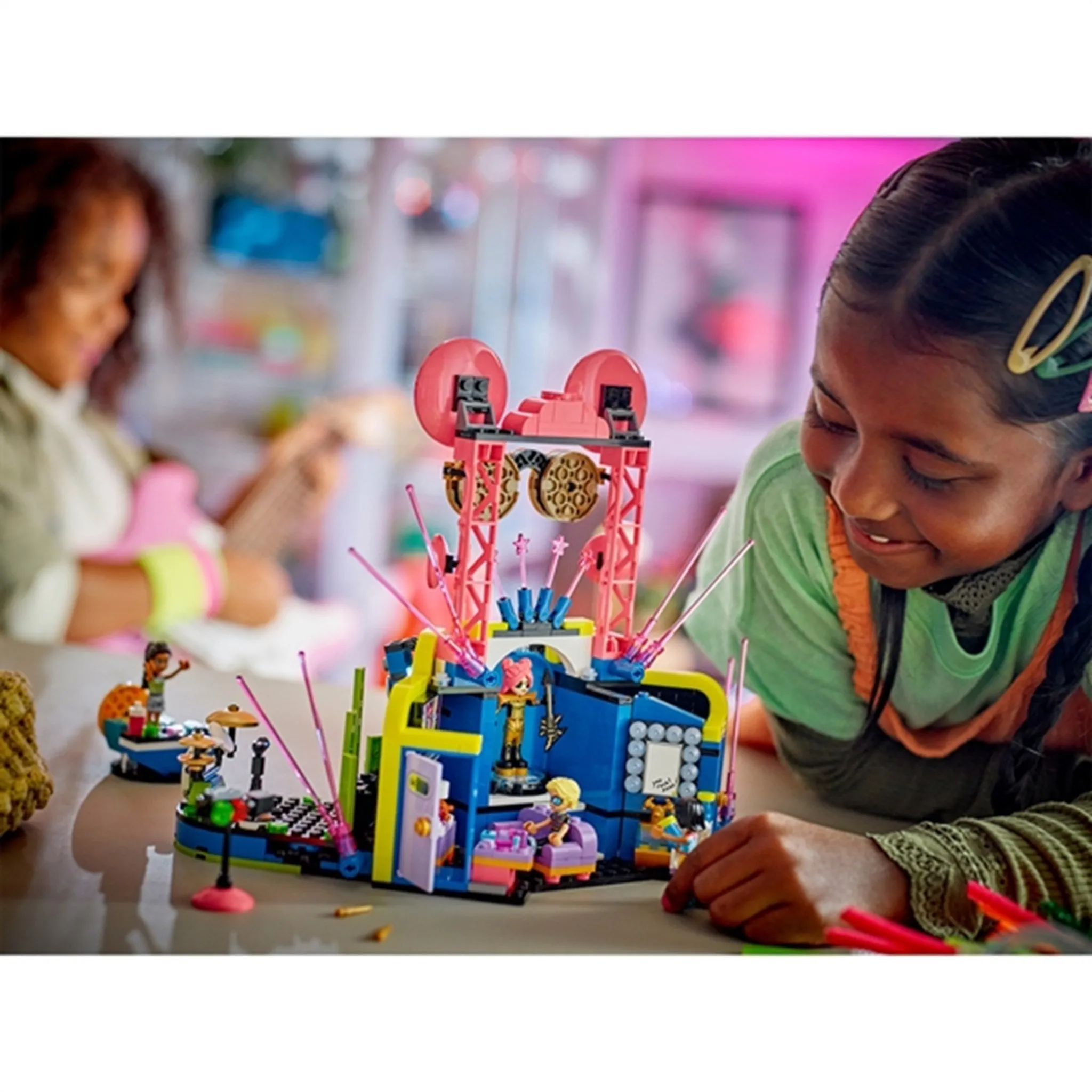 LEGO Friends Heartlake City Music Talent Show