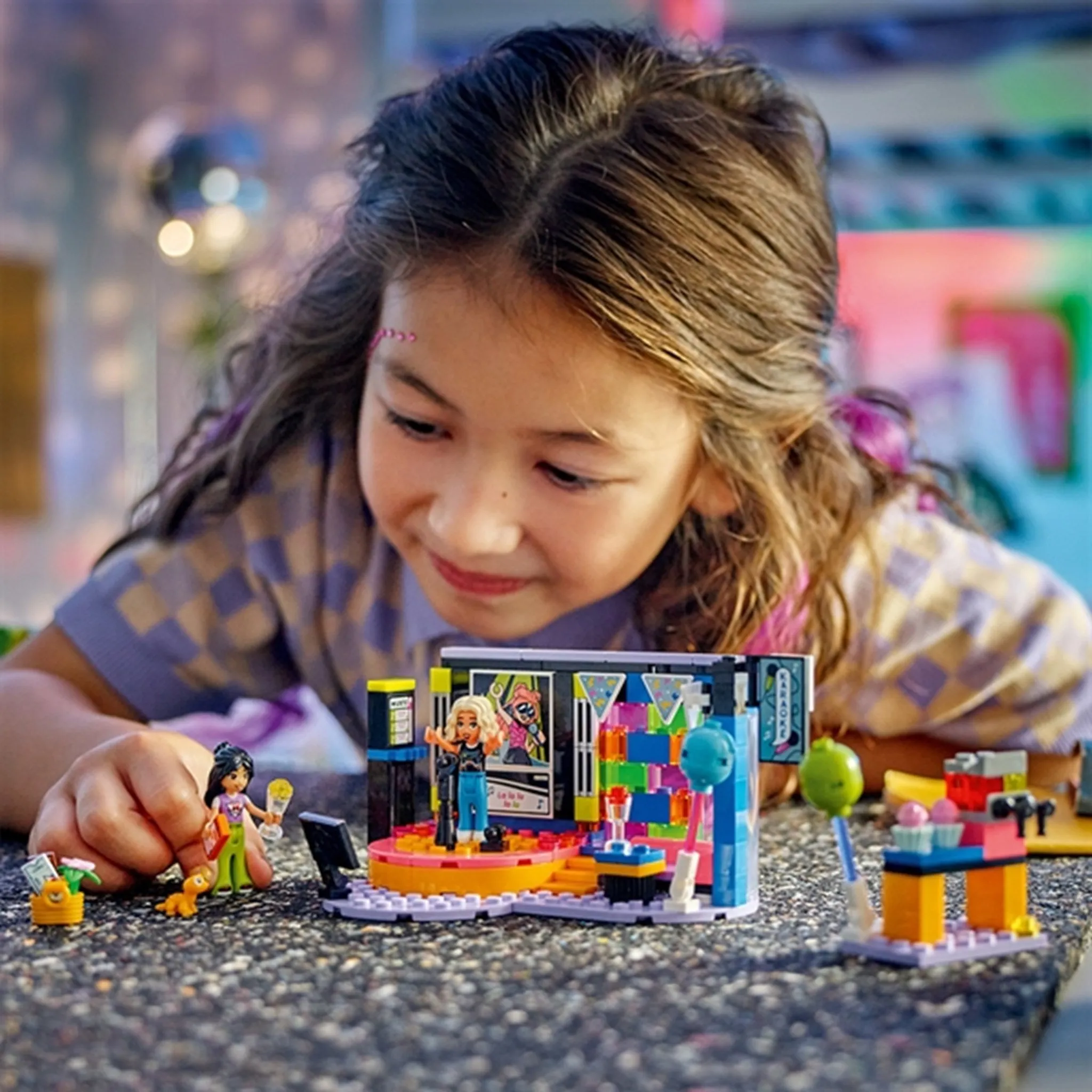LEGO Friends Karaoke Music Party
