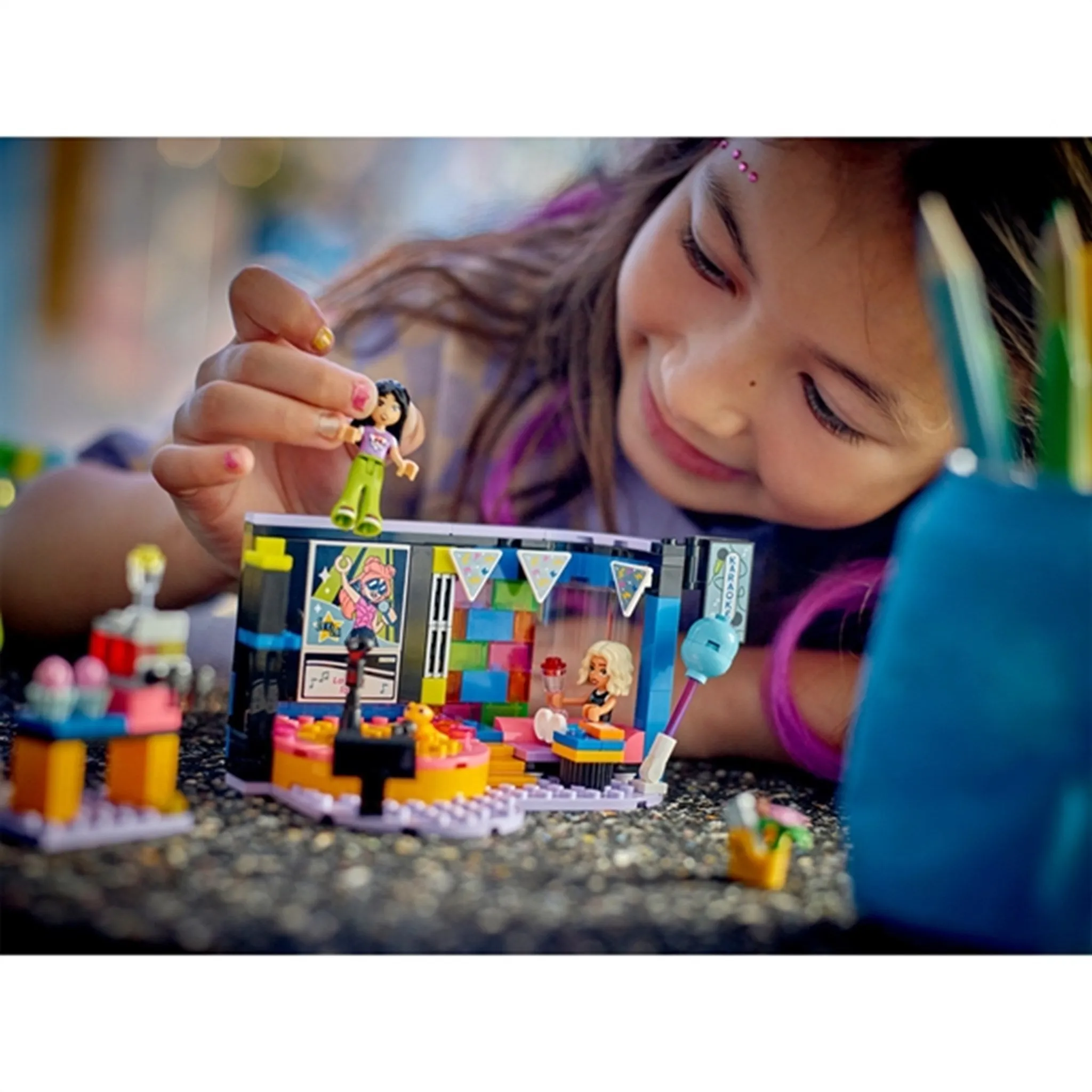 LEGO Friends Karaoke Music Party
