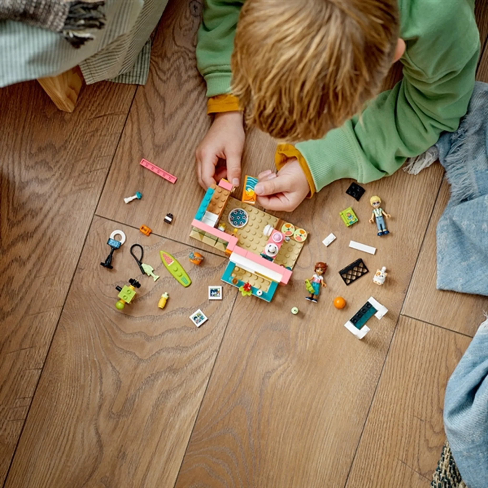LEGO Friends Leo's Room